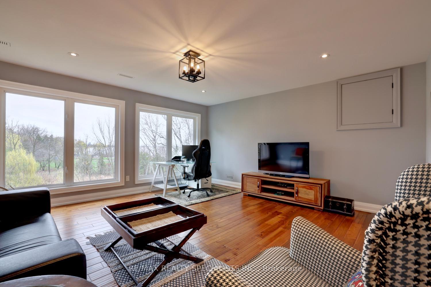 Photo 36 of 1301 Gatehouse Drive, Mississauga, Clarkson — HOMEH