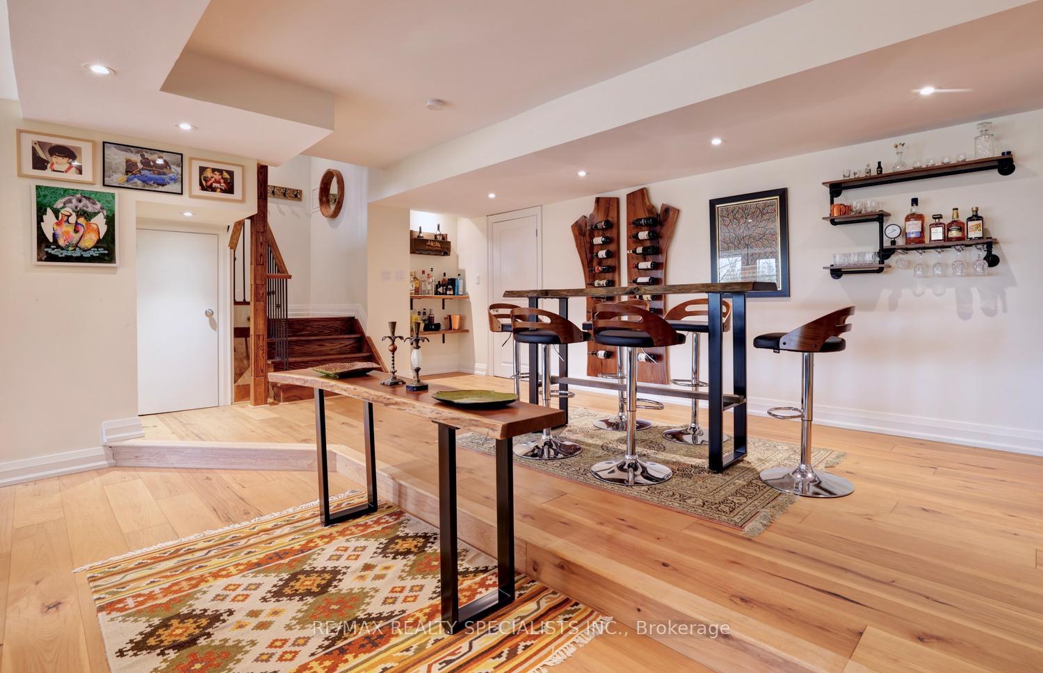 Photo 38 of 1301 Gatehouse Drive, Mississauga, Clarkson — HOMEH