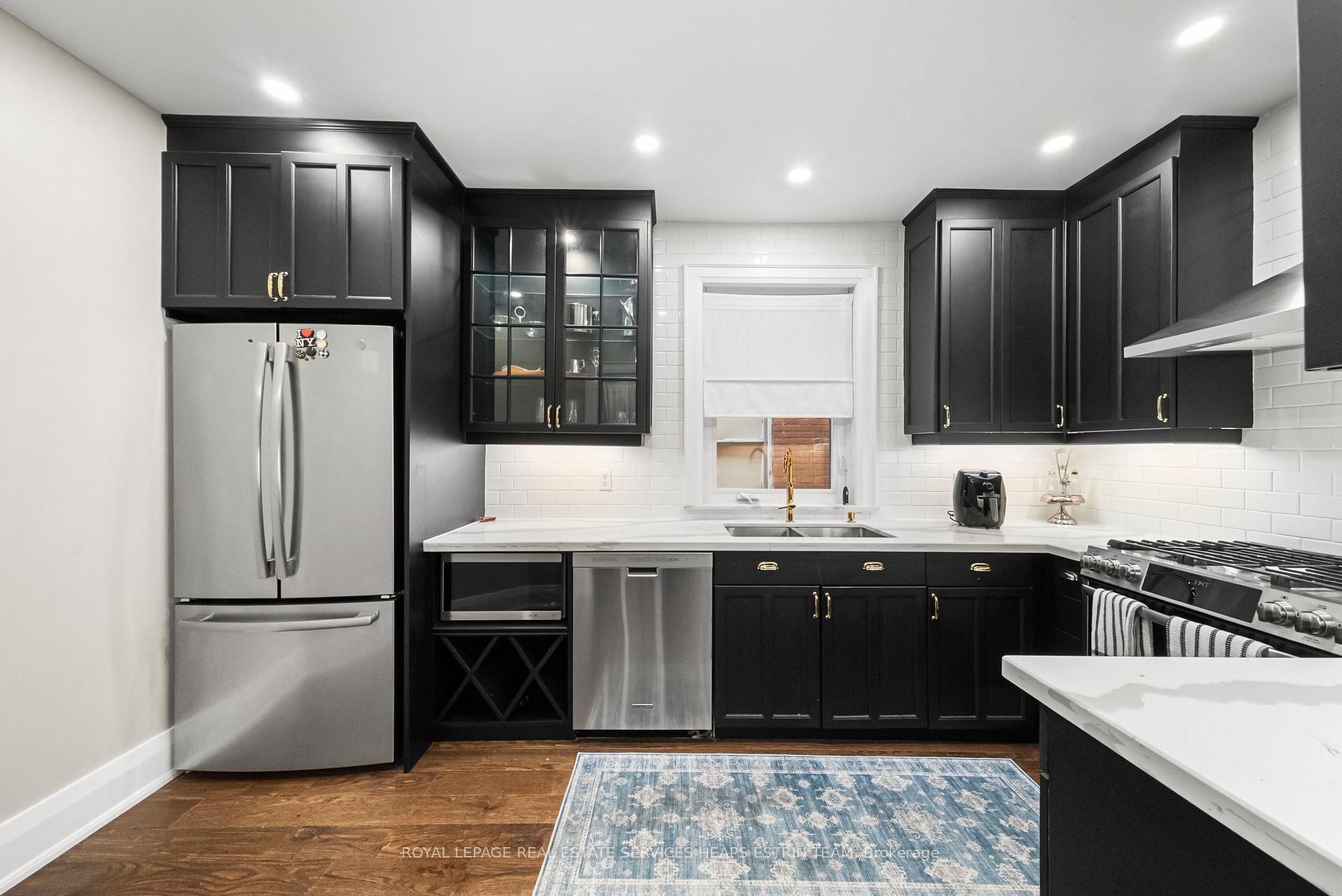 Photo 7 of 39 Standish Avenue, Toronto, Rosedale-Moore Park — HOMEH