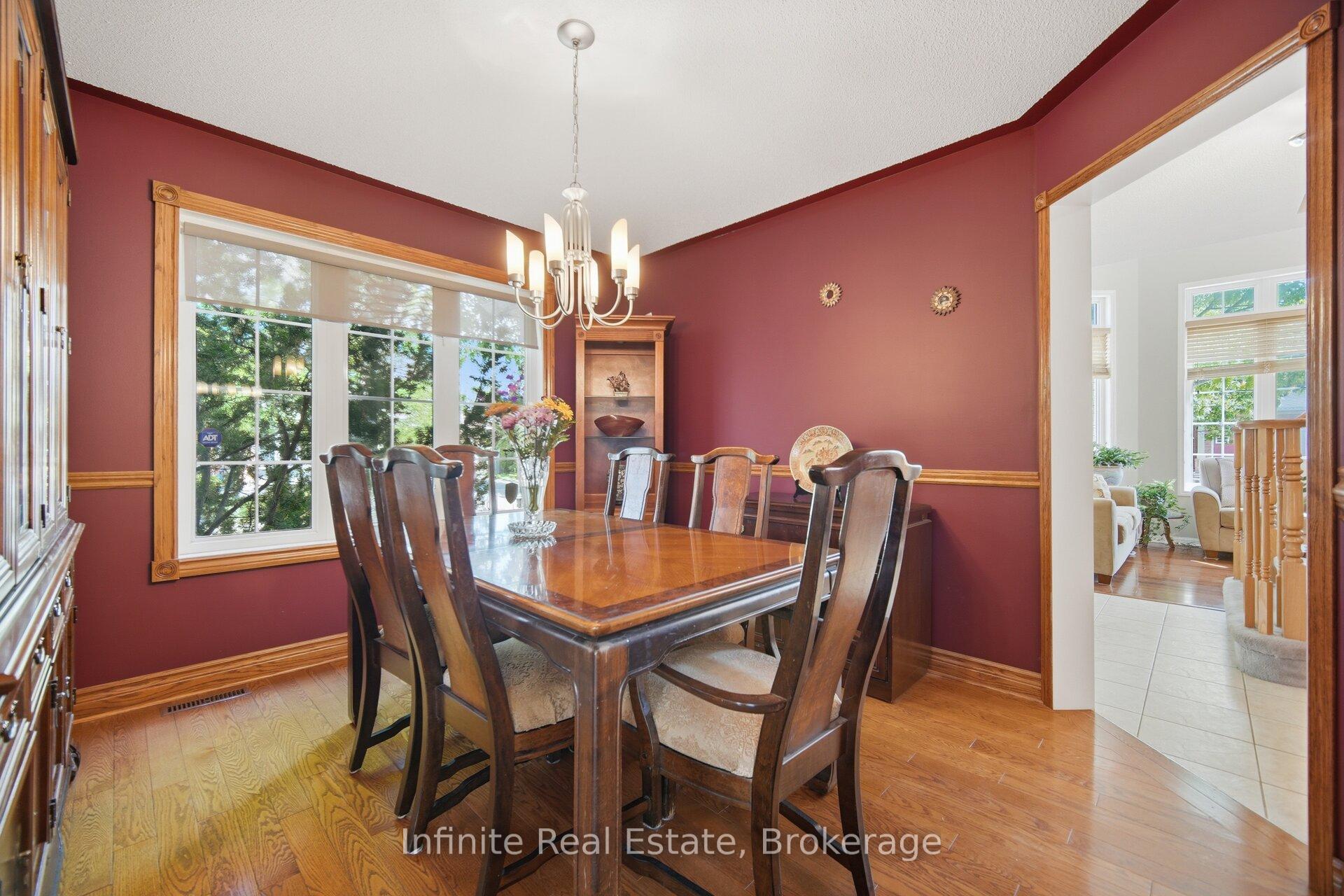 Photo 6 of 17 Mistybrook Crescent, Brampton, Fletcher's Meadow — HOMEH