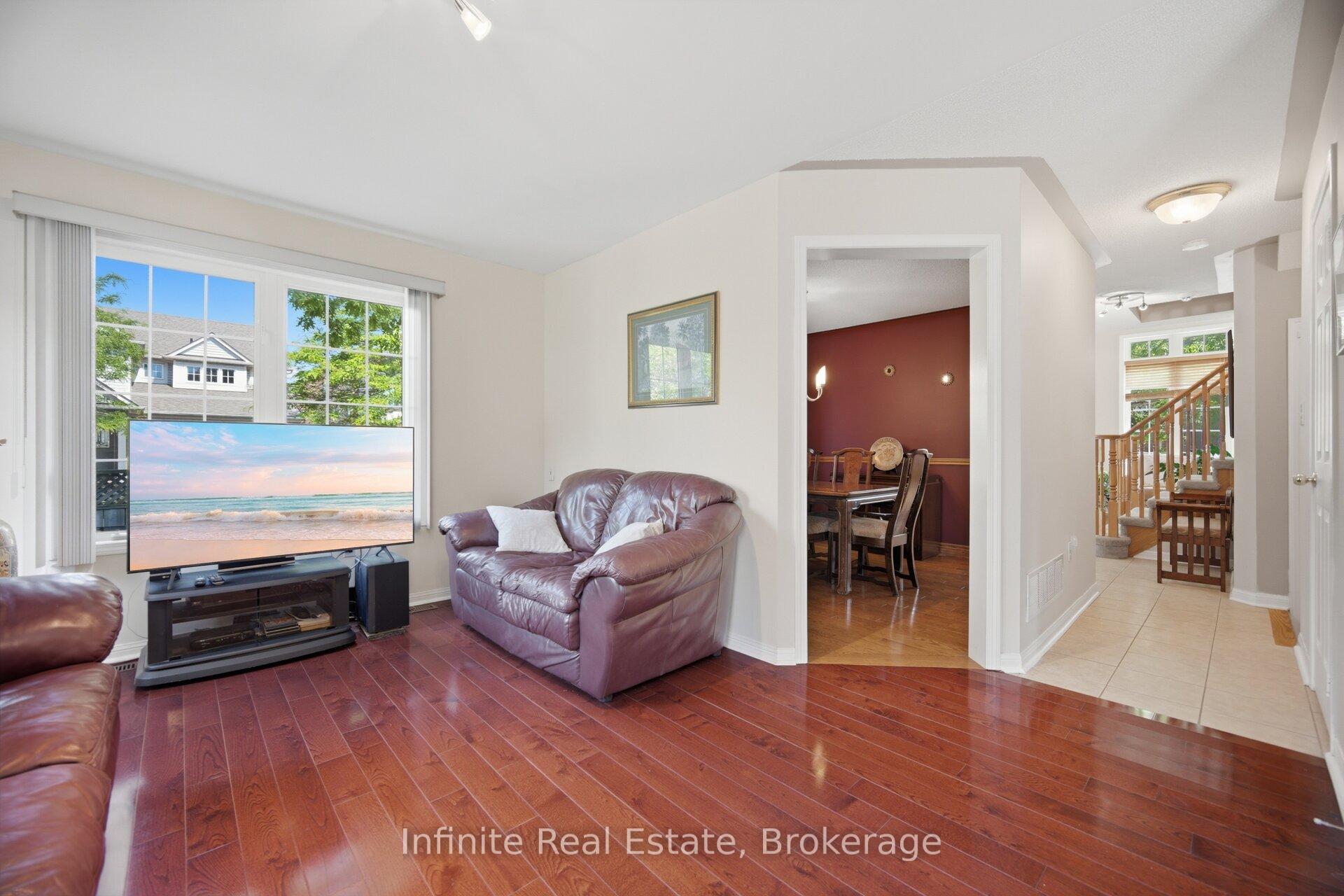 Photo 9 of 17 Mistybrook Crescent, Brampton, Fletcher's Meadow — HOMEH