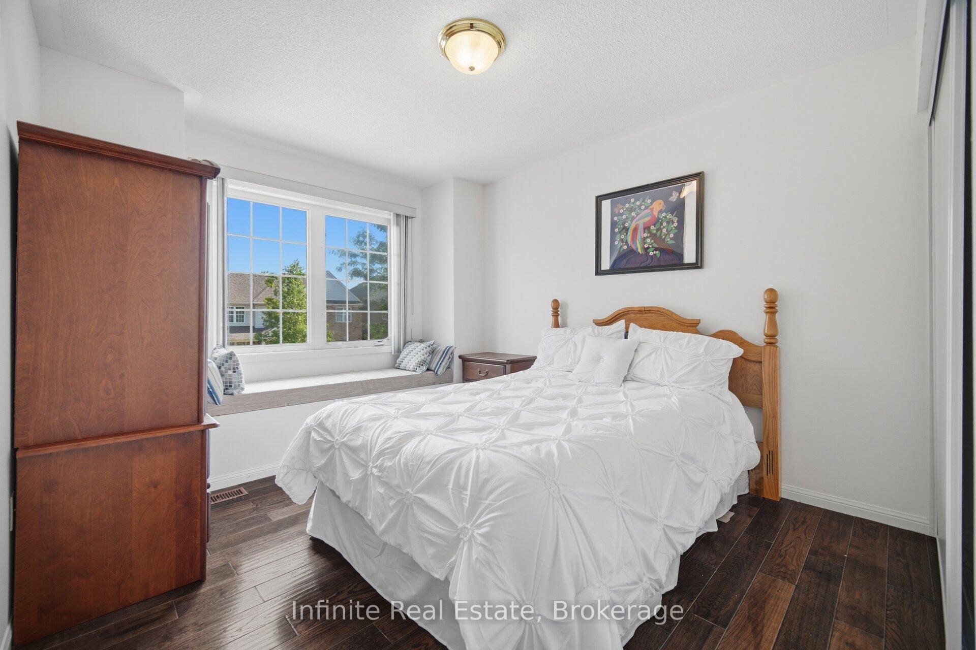 Photo 22 of 17 Mistybrook Crescent, Brampton, Fletcher's Meadow — HOMEH