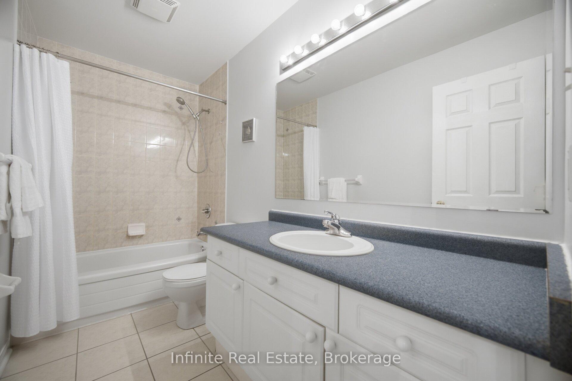 Photo 24 of 17 Mistybrook Crescent, Brampton, Fletcher's Meadow — HOMEH