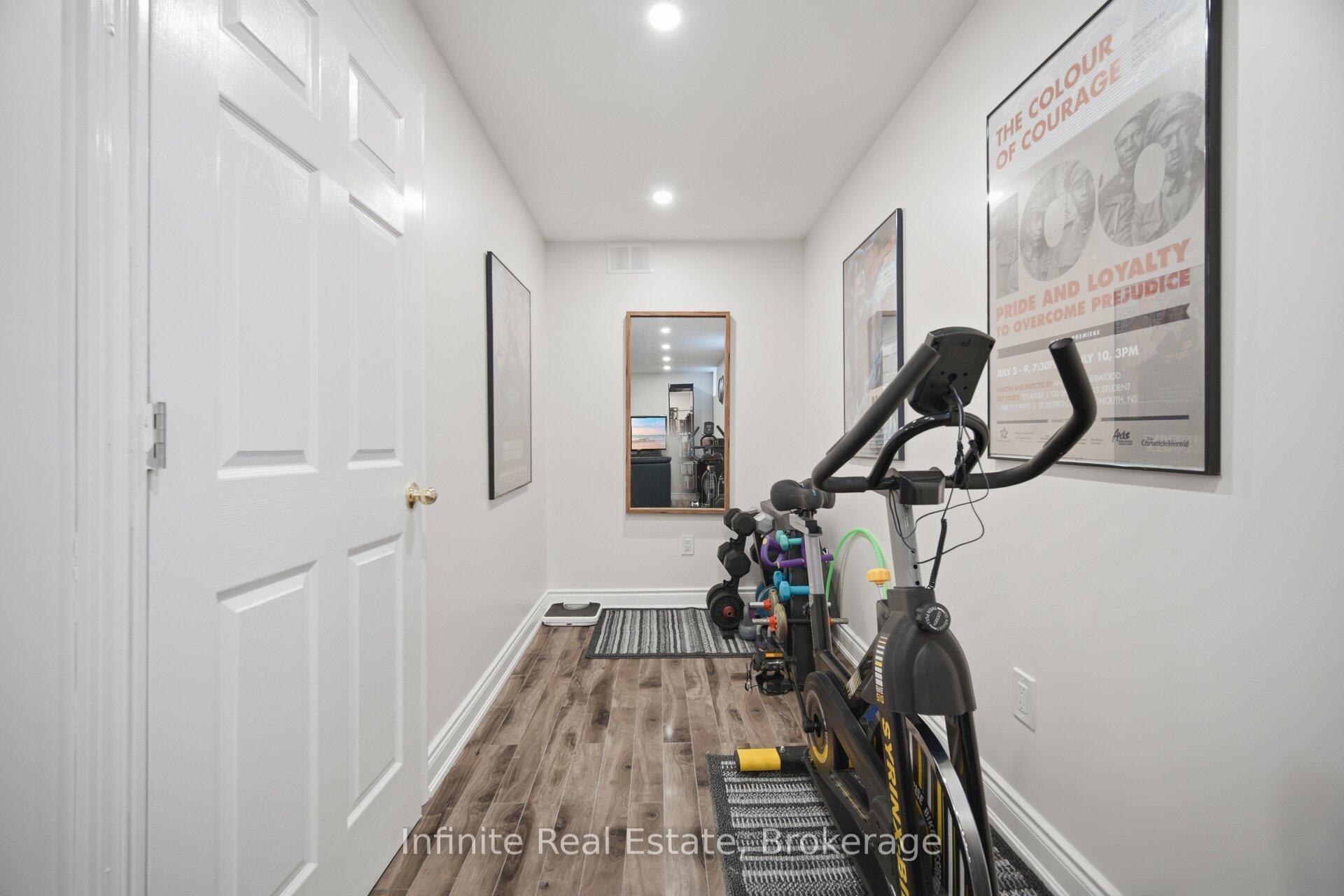 Photo 30 of 17 Mistybrook Crescent, Brampton, Fletcher's Meadow — HOMEH