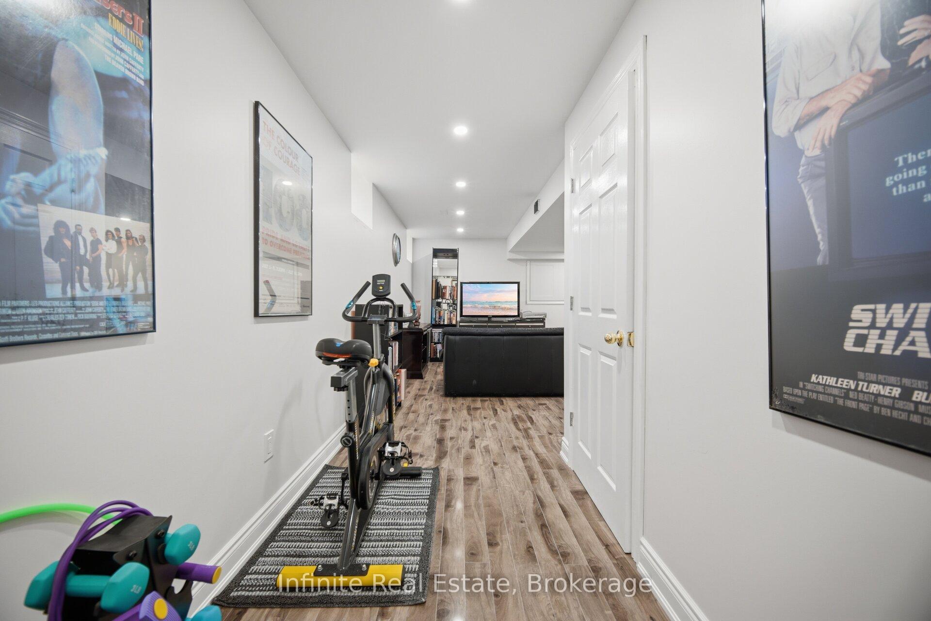 Photo 31 of 17 Mistybrook Crescent, Brampton, Fletcher's Meadow — HOMEH