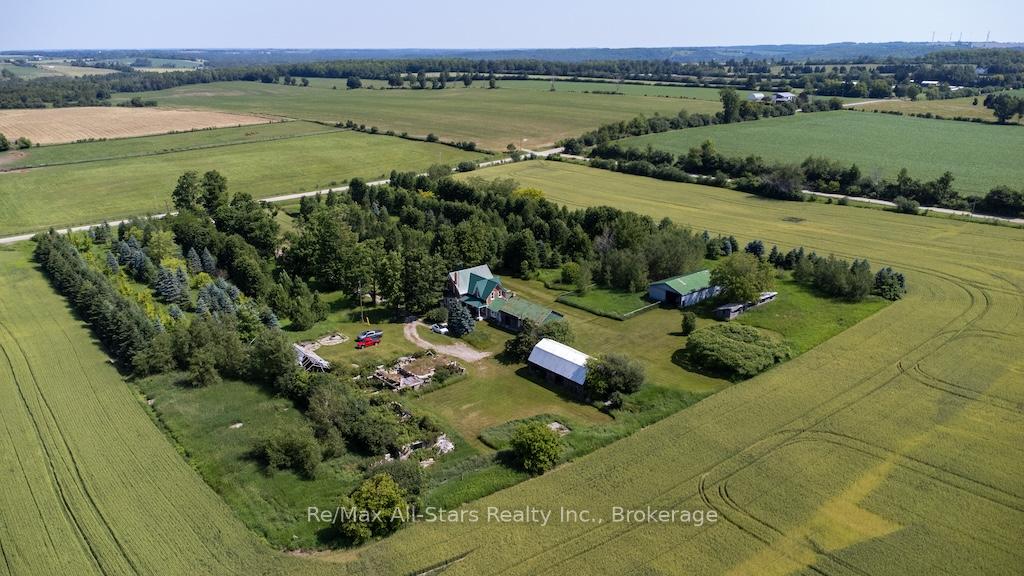 Photo 3 of 160 Gray Road, Kawartha Lakes, Manvers — HOMEH