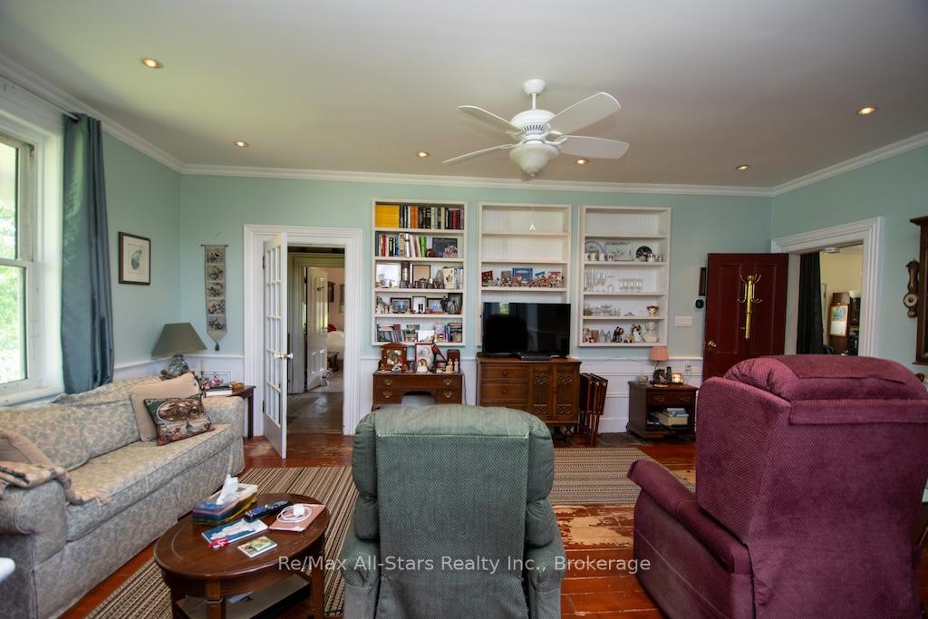 Photo 10 of 160 Gray Road, Kawartha Lakes, Manvers — HOMEH
