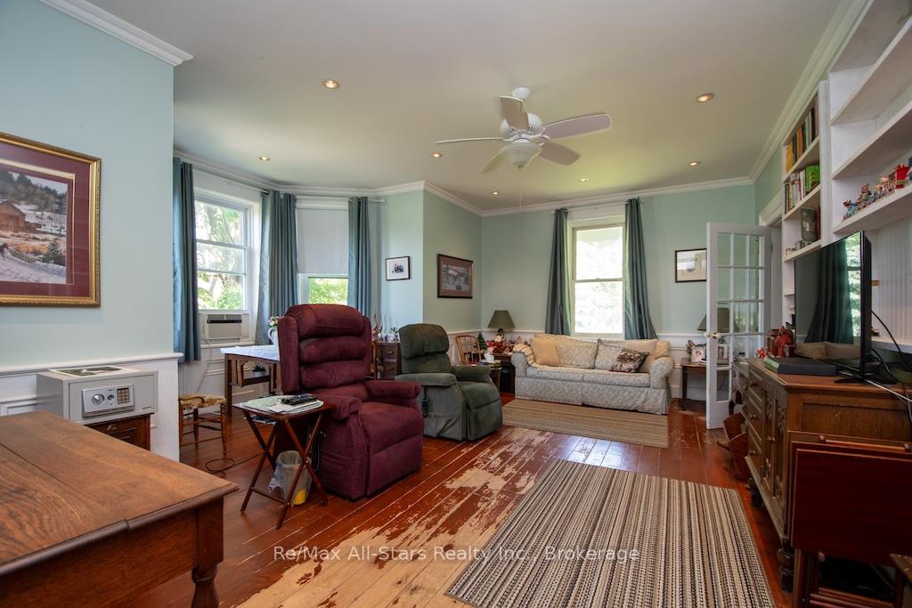 Photo 12 of 160 Gray Road, Kawartha Lakes, Manvers — HOMEH