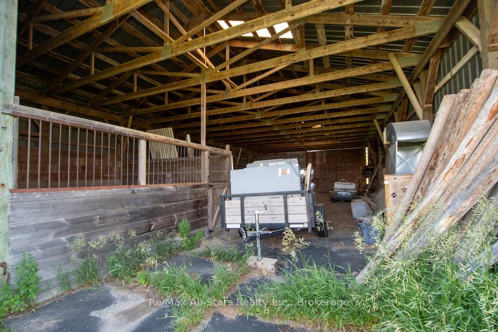 Photo 40 of 160 Gray Road, Kawartha Lakes, Manvers — HOMEH