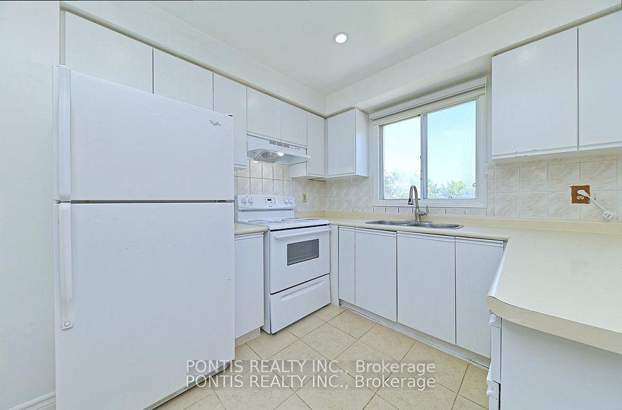 Photo 11 of 198 Moffatt Avenue, Brampton, Fletcher's West — HOMEH