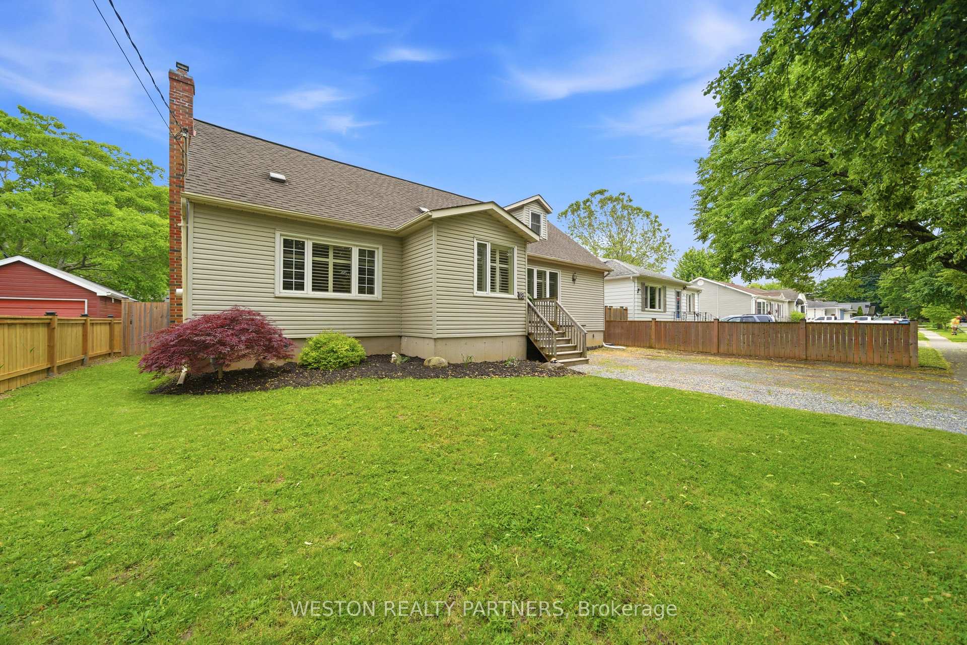 Photo 2 of 18 Ghent Street, St. Catharines, Vine/Linwell — HOMEH