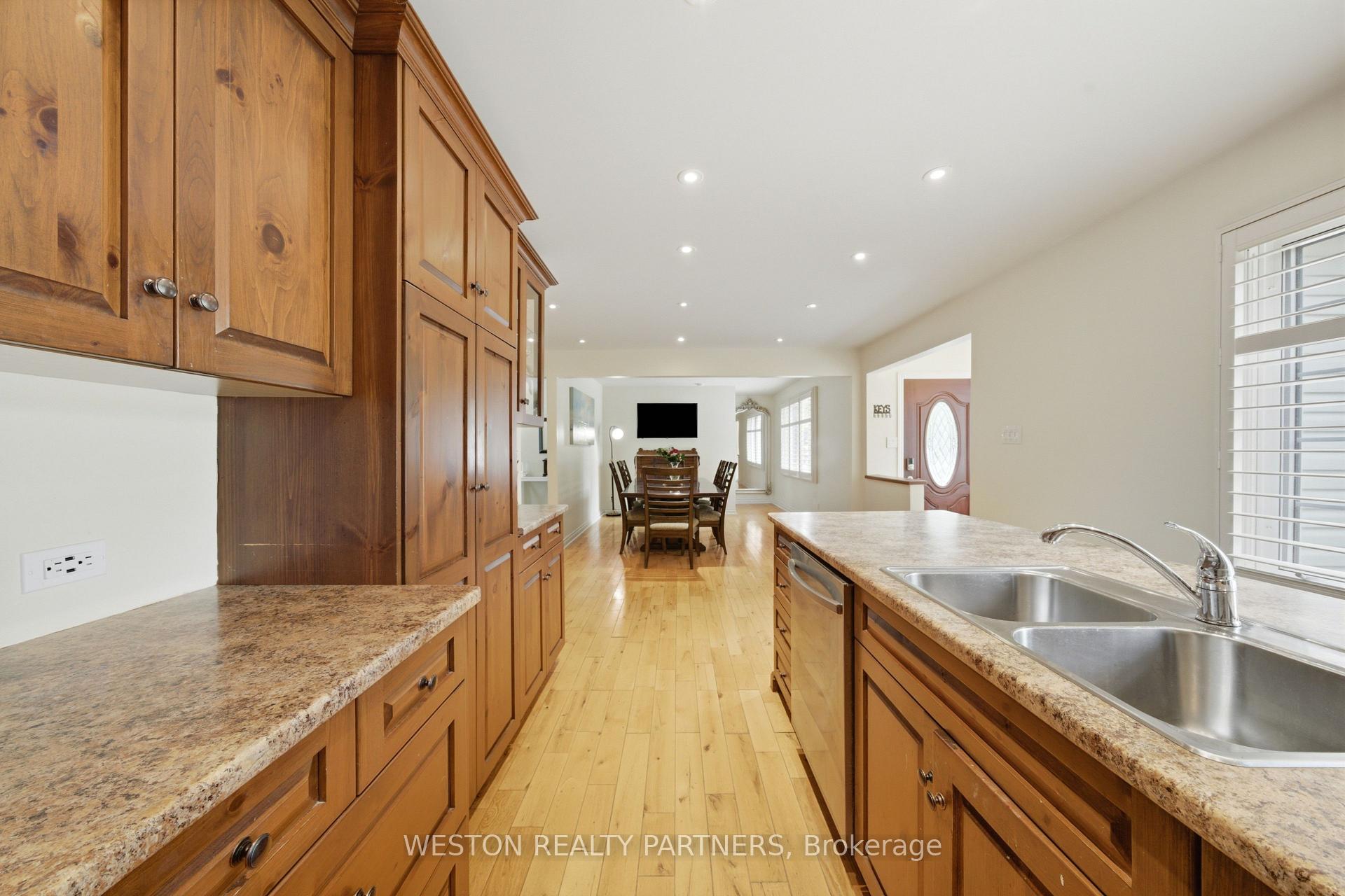 Photo 7 of 18 Ghent Street, St. Catharines, Vine/Linwell — HOMEH