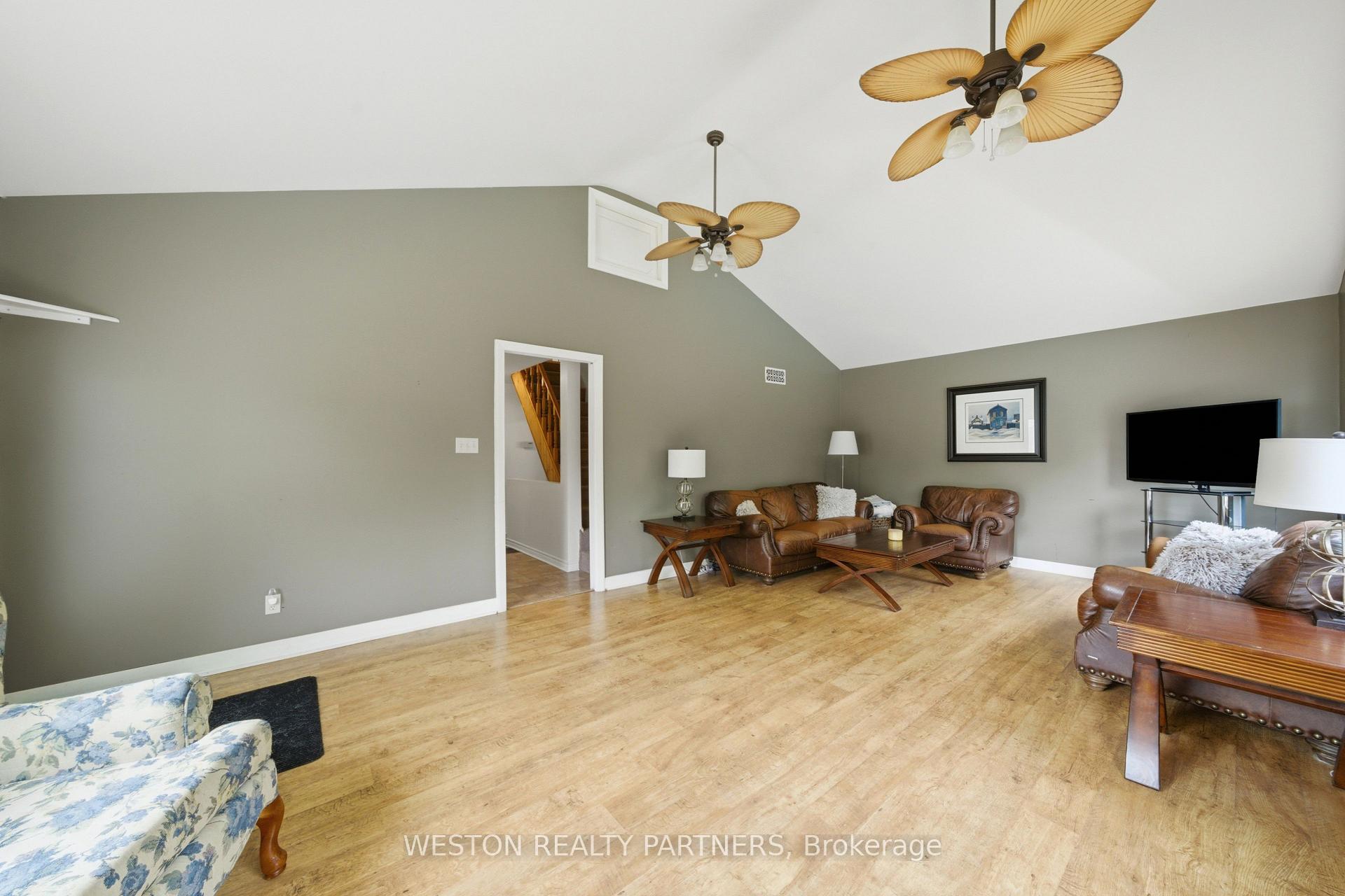 Photo 16 of 18 Ghent Street, St. Catharines, Vine/Linwell — HOMEH