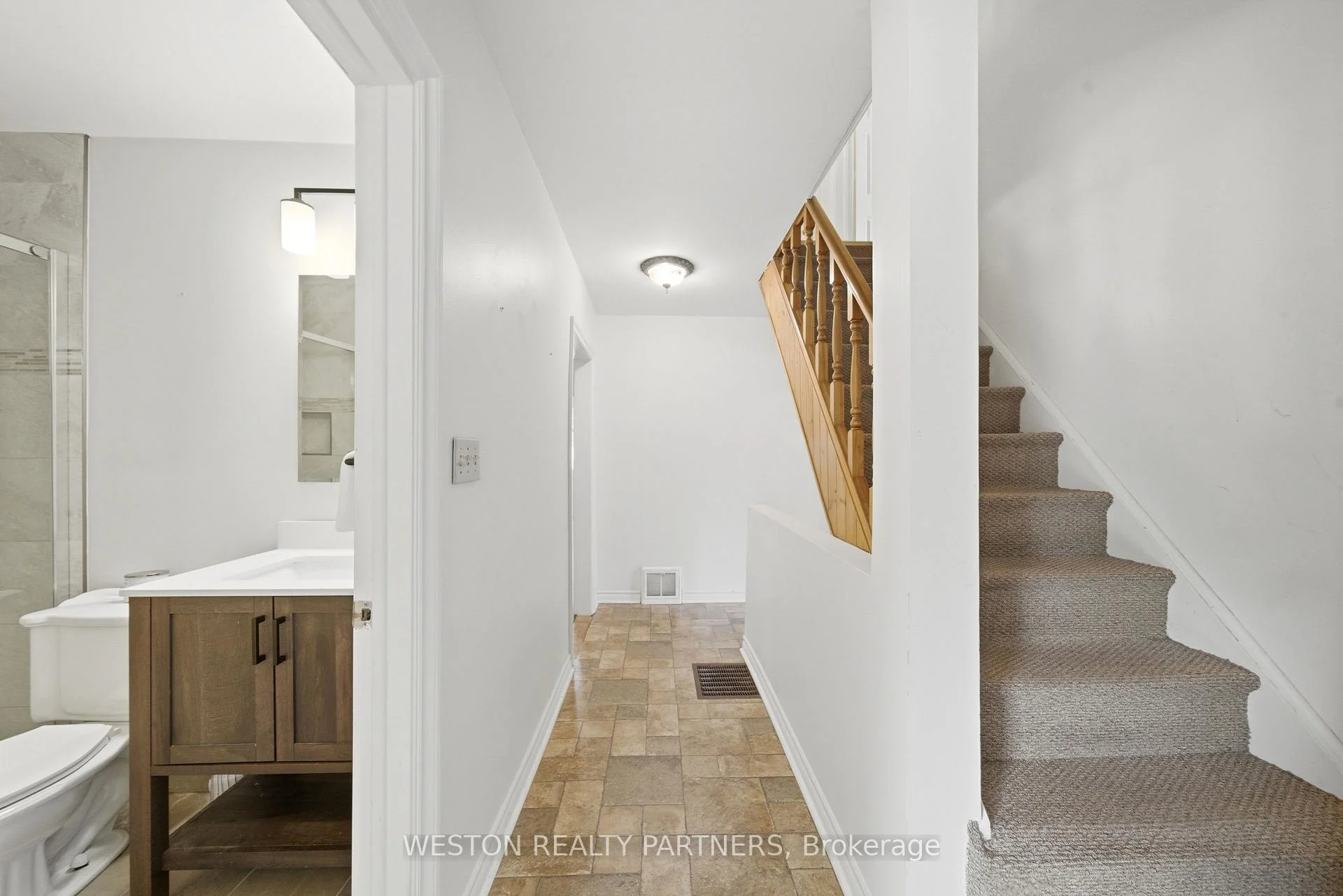 Photo 41 of 18 Ghent Street, St. Catharines, Vine/Linwell — HOMEH