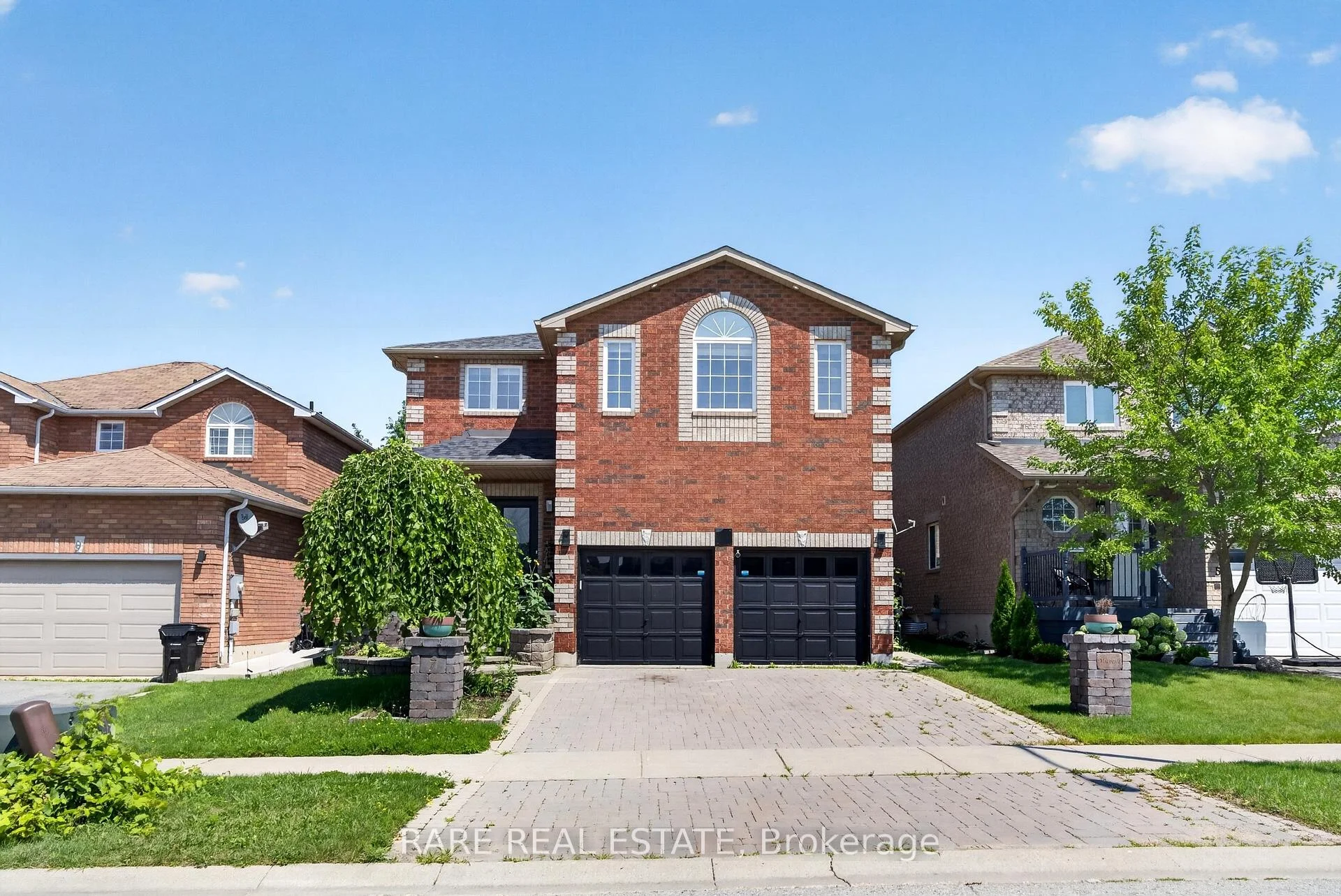 Photo 4 of 7 Michelle Drive, Barrie, Painswick South — HOMEH