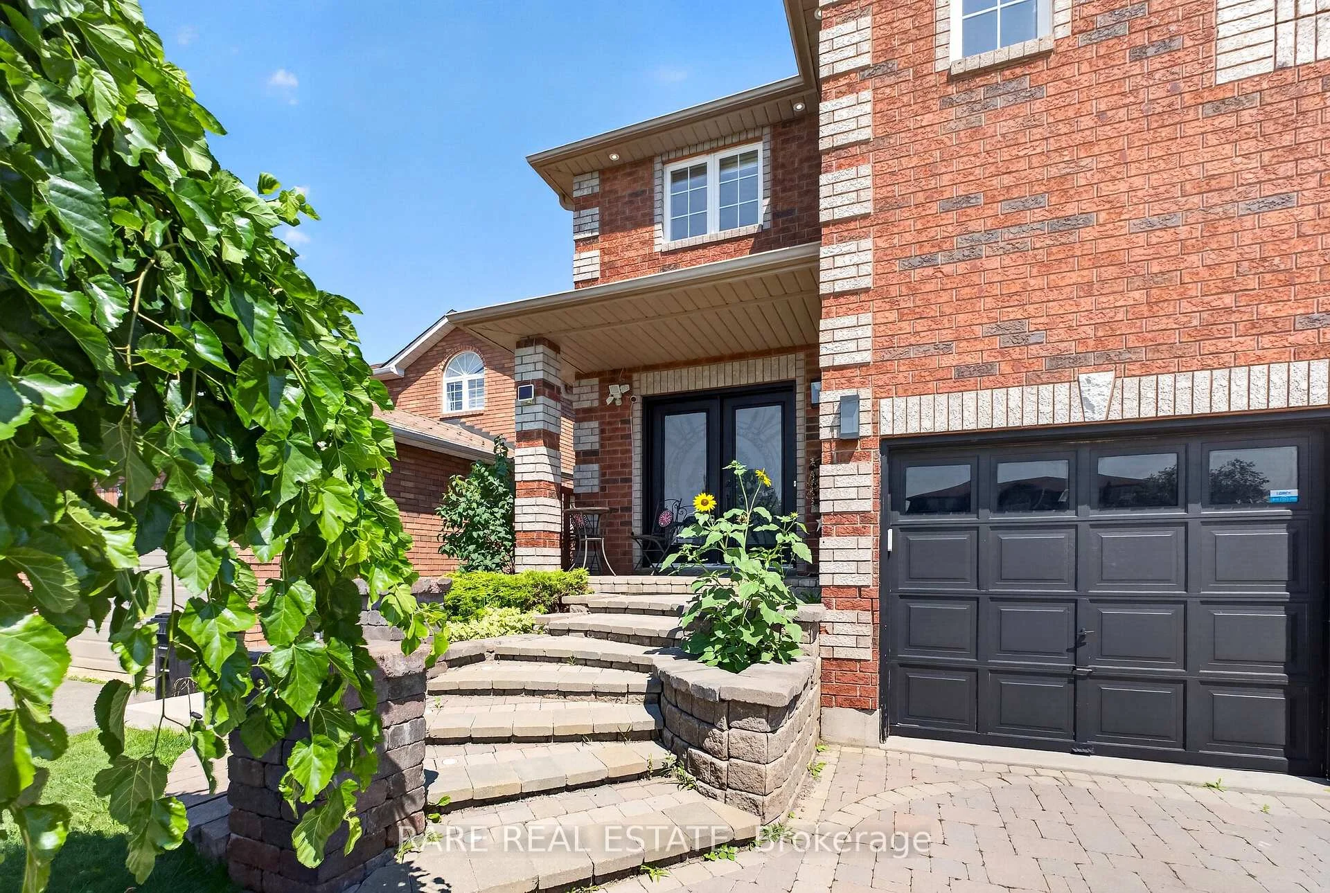 Photo 9 of 7 Michelle Drive, Barrie, Painswick South — HOMEH