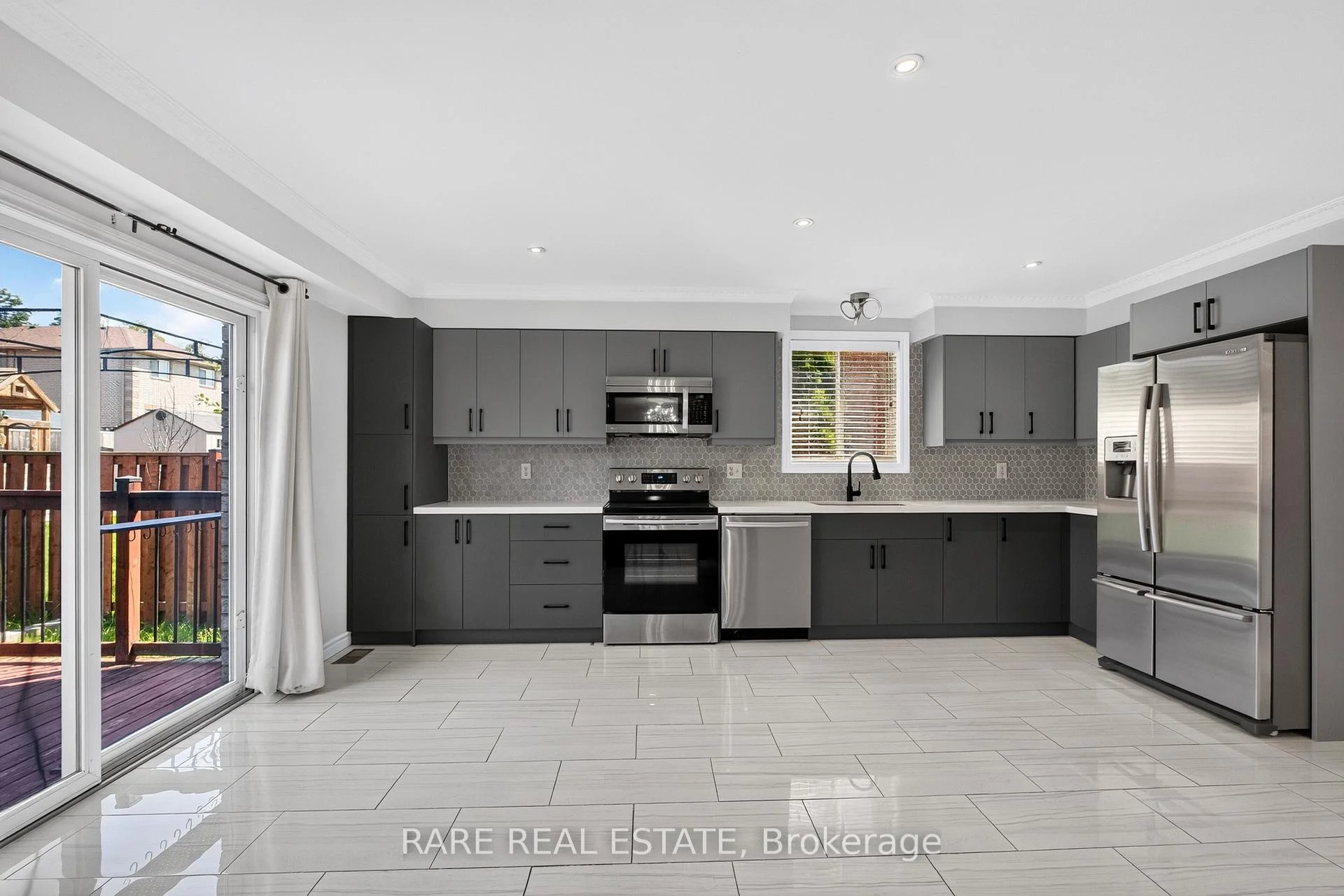 Photo 31 of 7 Michelle Drive, Barrie, Painswick South — HOMEH