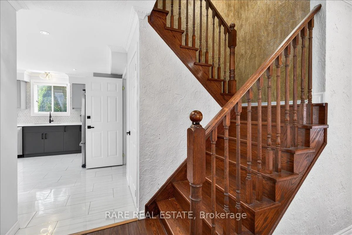 Photo 36 of 7 Michelle Drive, Barrie, Painswick South — HOMEH