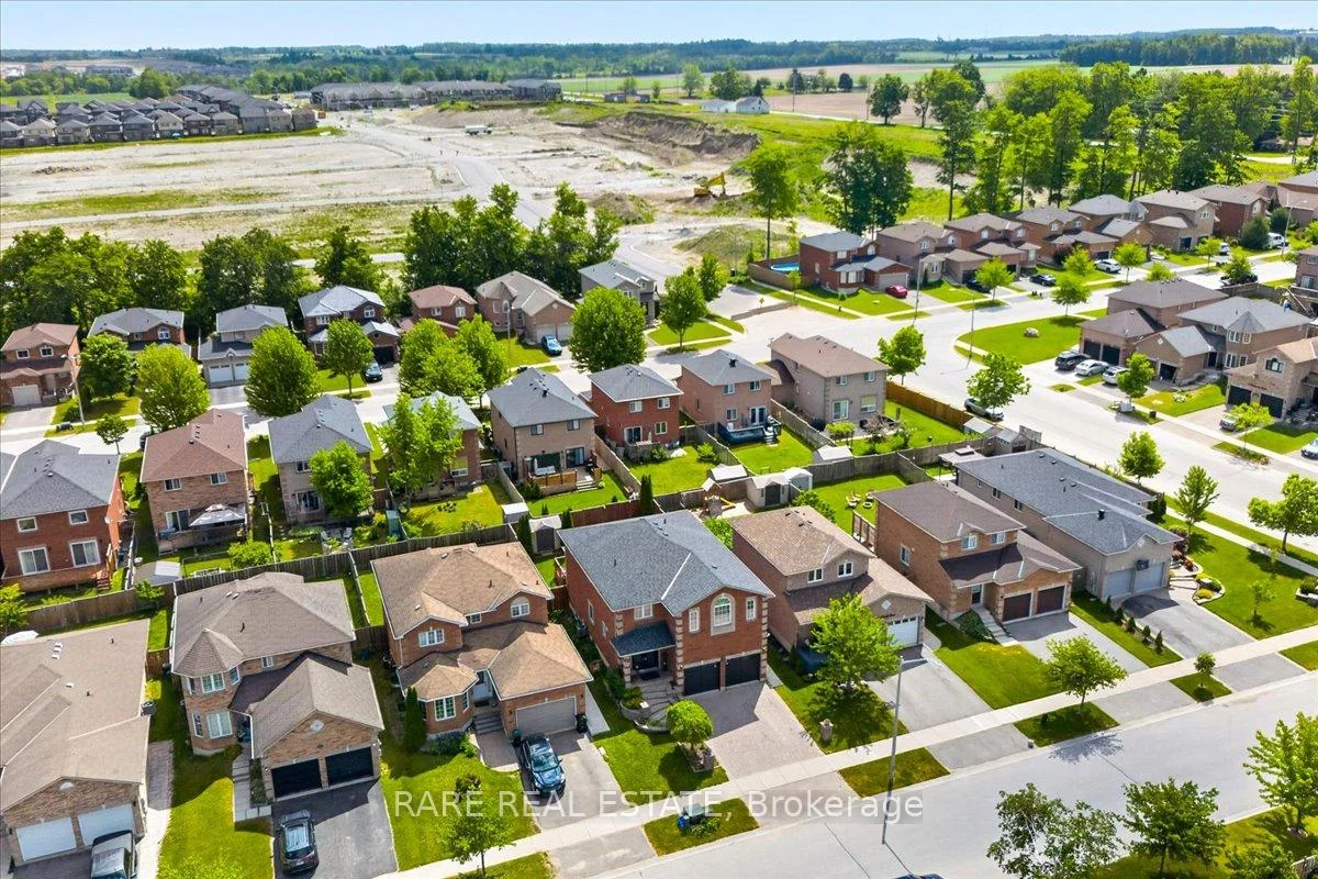 Photo 43 of 7 Michelle Drive, Barrie, Painswick South — HOMEH
