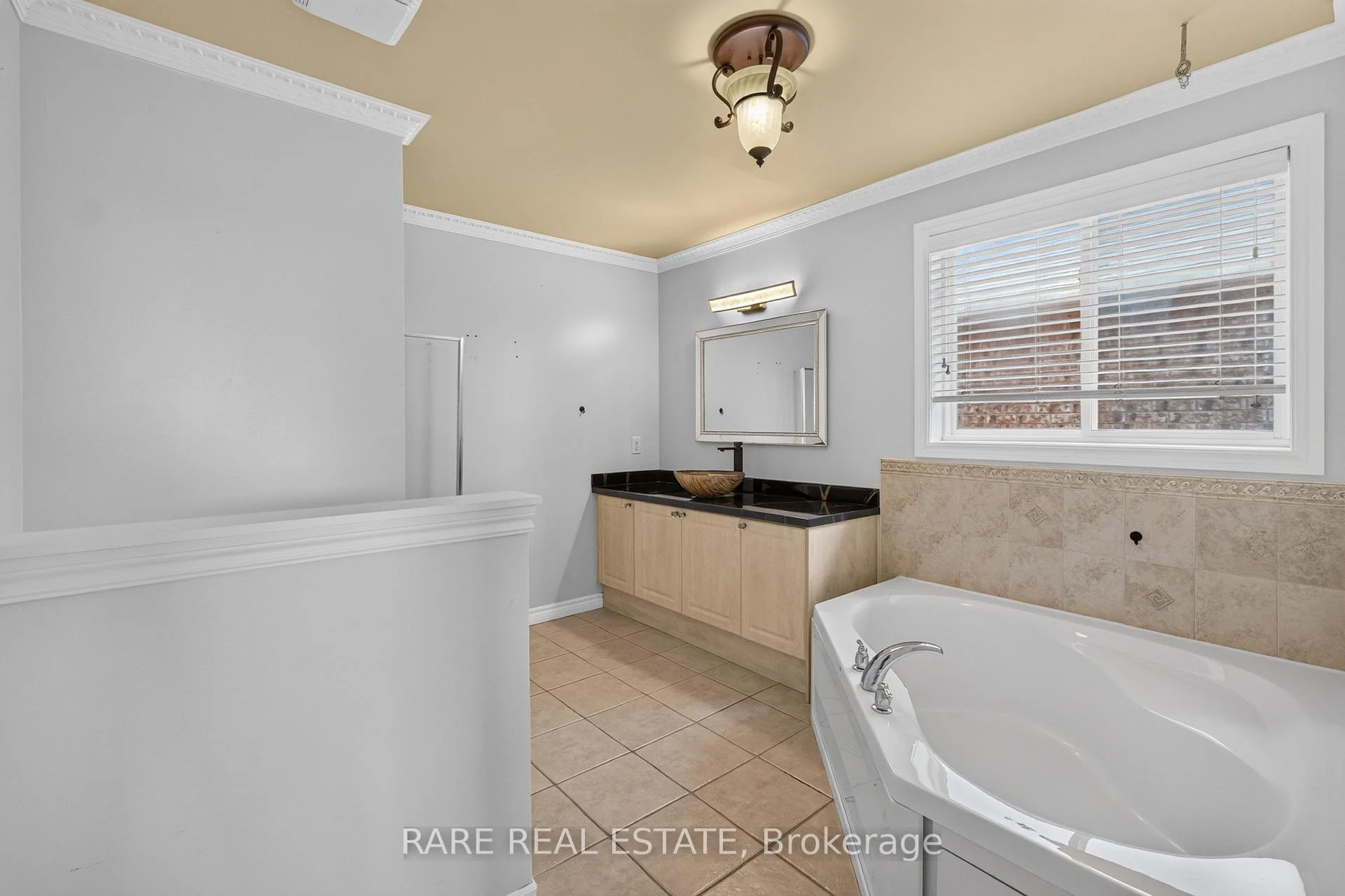 Photo 84 of 7 Michelle Drive, Barrie, Painswick South — HOMEH
