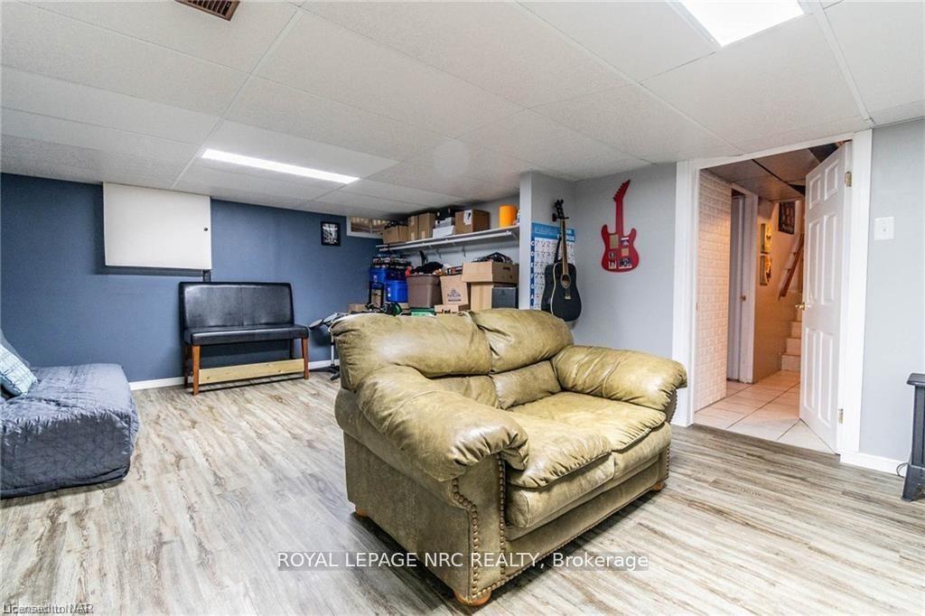 Photo 14 of 6285 Delta Drive, Niagara Falls, West Wood — HOMEH