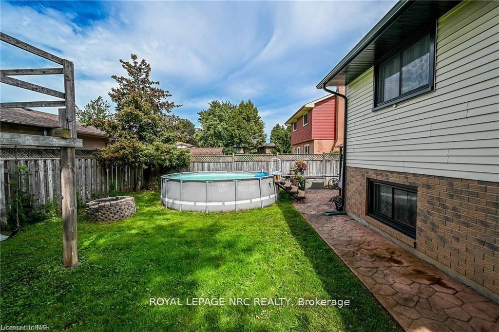 Photo 15 of 6285 Delta Drive, Niagara Falls, West Wood — HOMEH