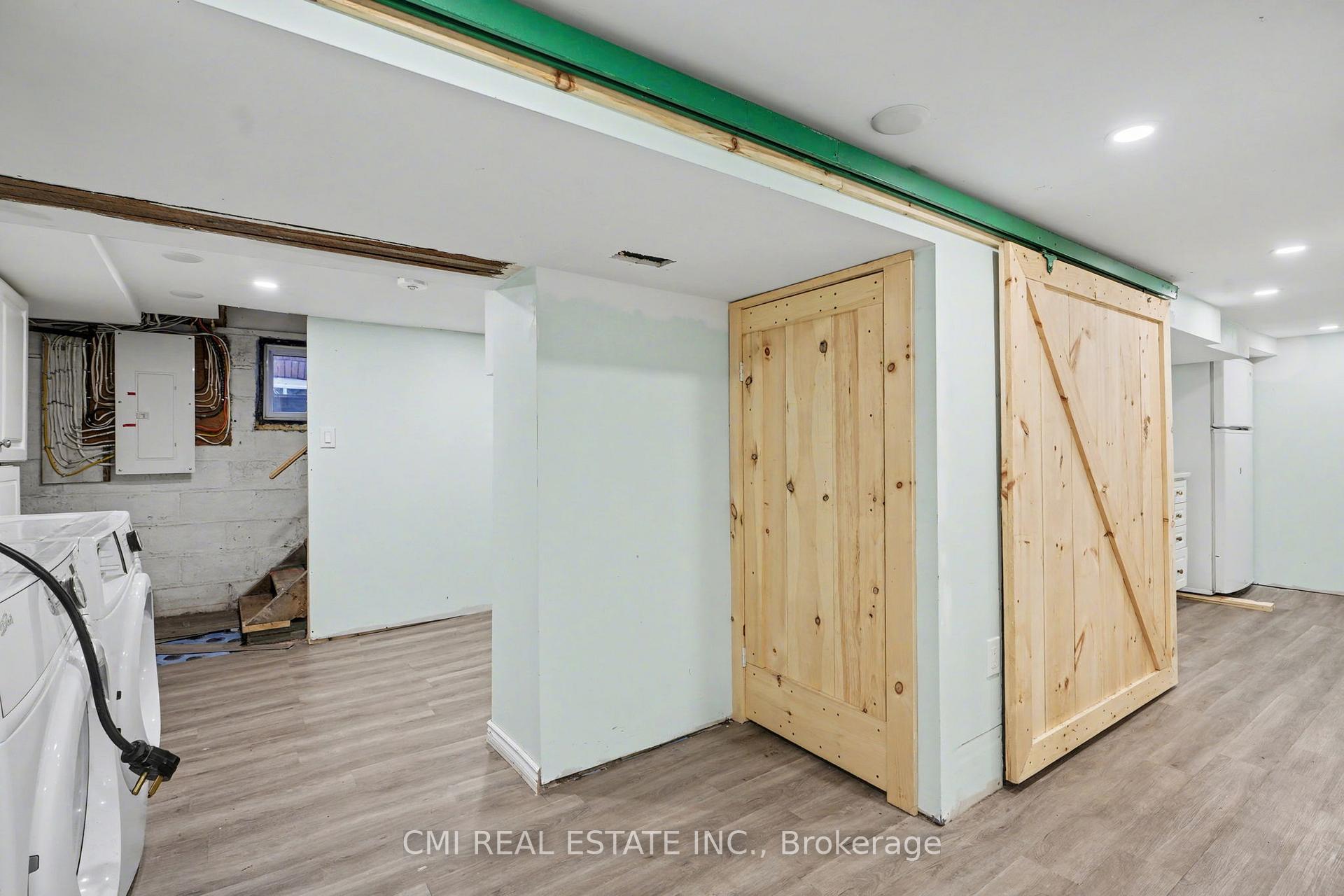 Photo 28 of 4824 Fourth Avenue, Niagara Falls, Cherrywood — HOMEH
