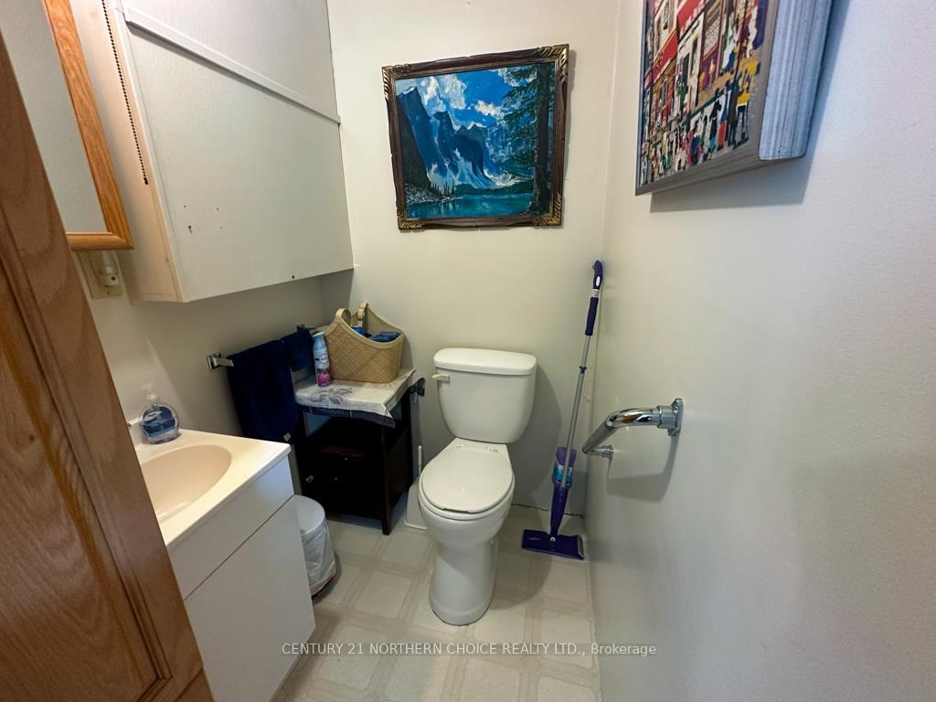 Photo 11 of 115 Eighth Avenue S, Kenora, Central — HOMEH
