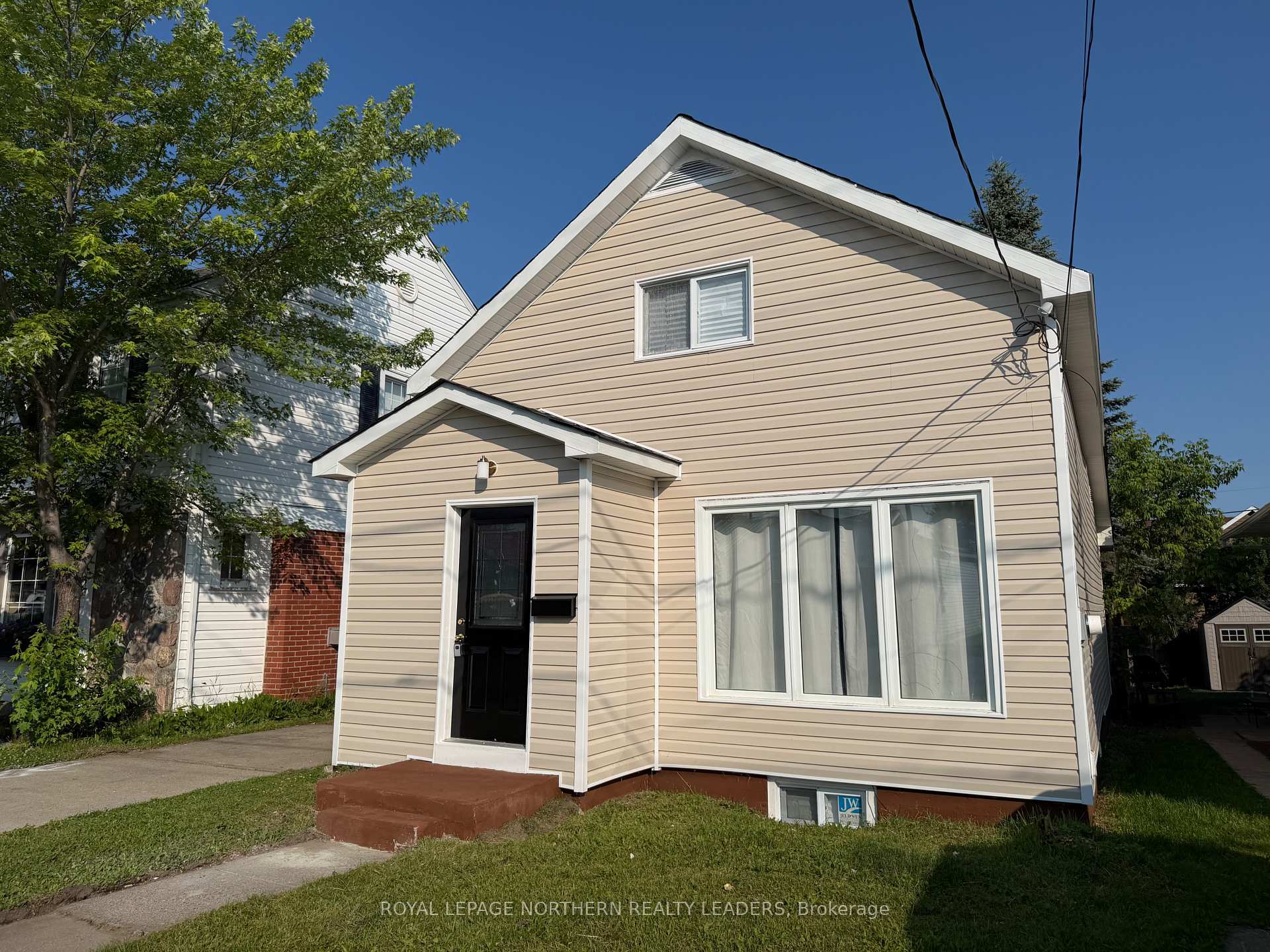 Photo 2 of 251 Toke Street, Timmins, TNE - Hill District — HOMEH
