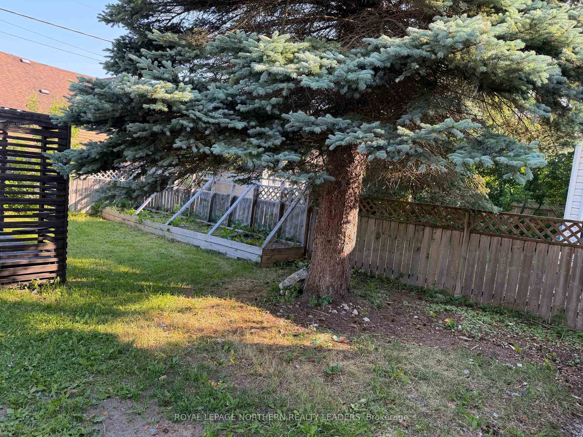 Photo 5 of 251 Toke Street, Timmins, TNE - Hill District — HOMEH