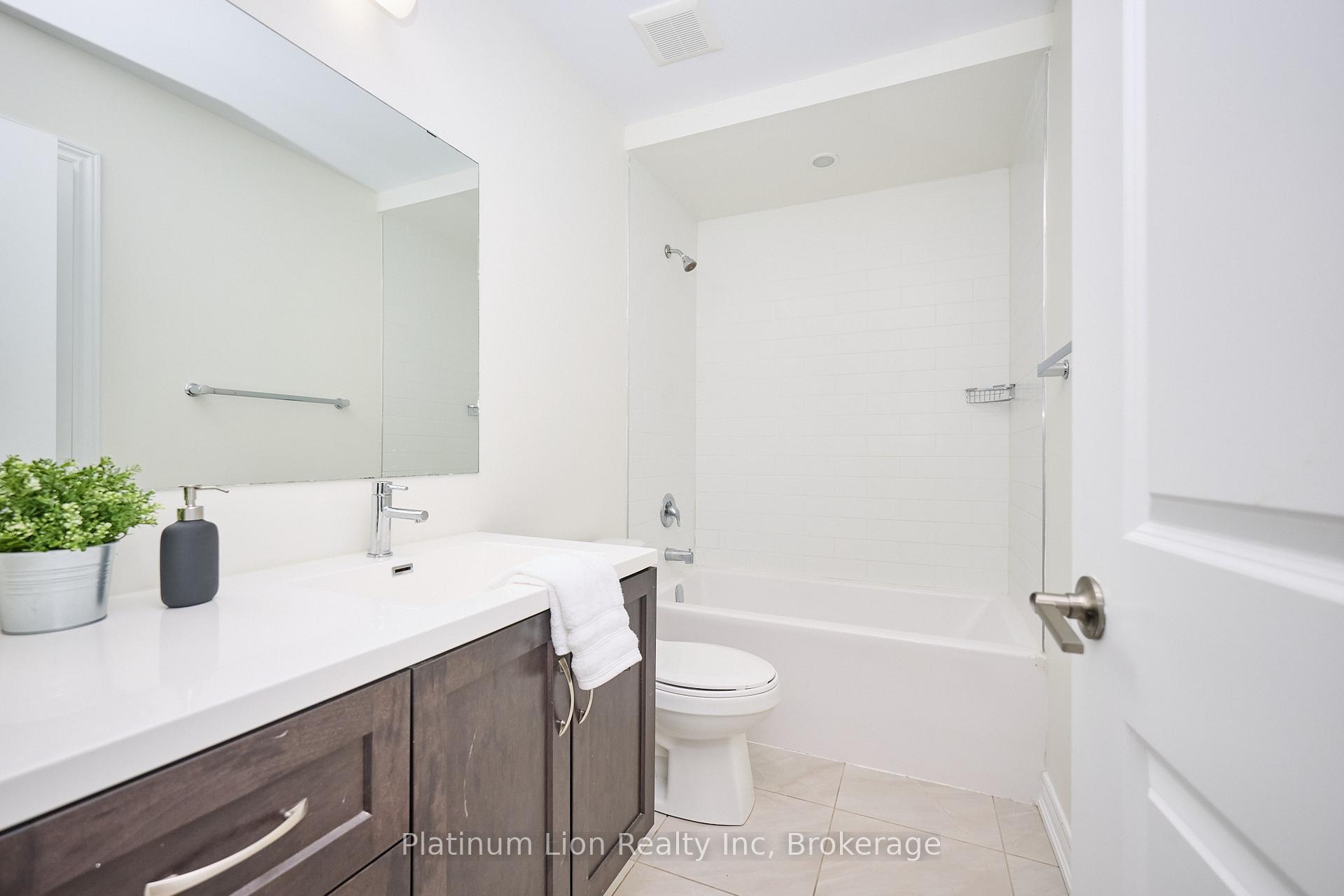Photo 7 of Unit 54, 288 Glover Road, Hamilton, Fruitland — HOMEH