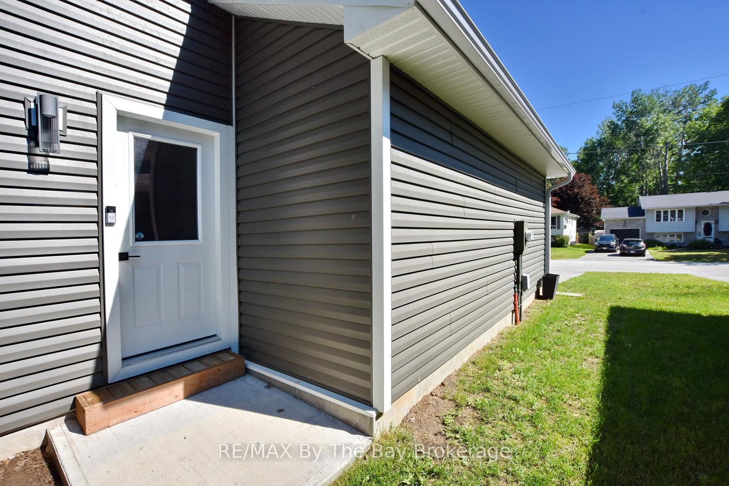 Photo 42 of 16 Caribbean Drive, Wasaga Beach — HOMEH