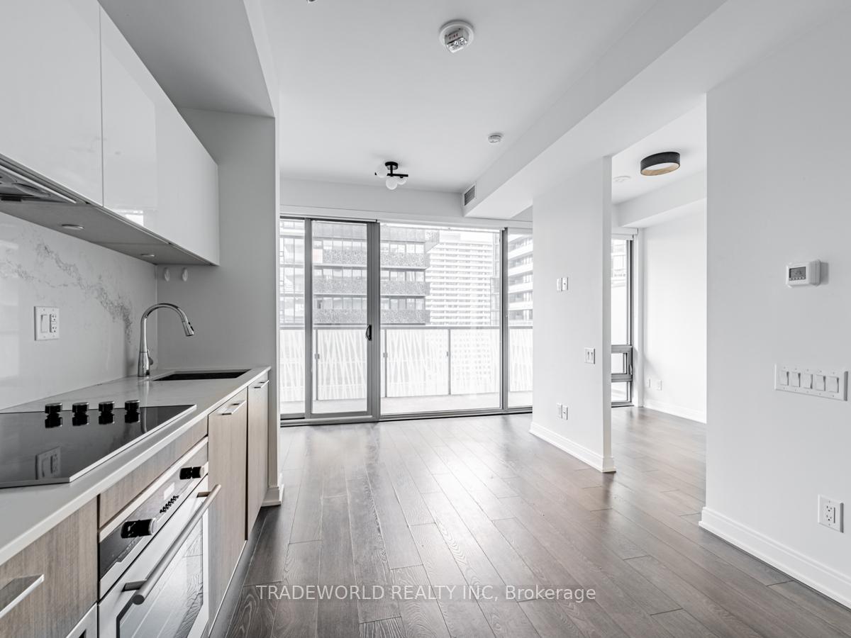 Photo 4 of Unit 1004, 50 Charles Street E, Toronto, Church-Yonge Corridor — HOMEH