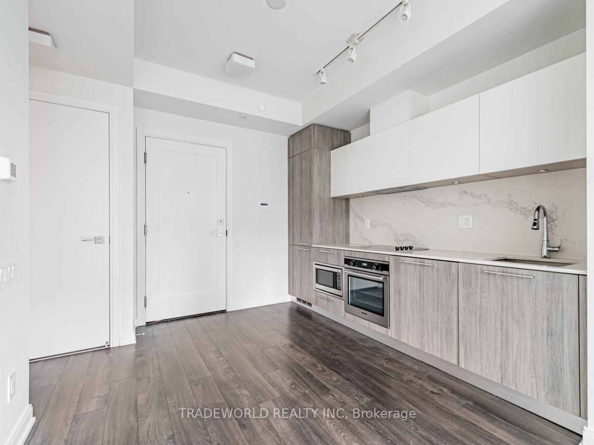 Photo 6 of Unit 1004, 50 Charles Street E, Toronto, Church-Yonge Corridor — HOMEH