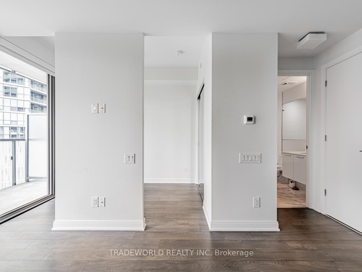 Photo 11 of Unit 1004, 50 Charles Street E, Toronto, Church-Yonge Corridor — HOMEH