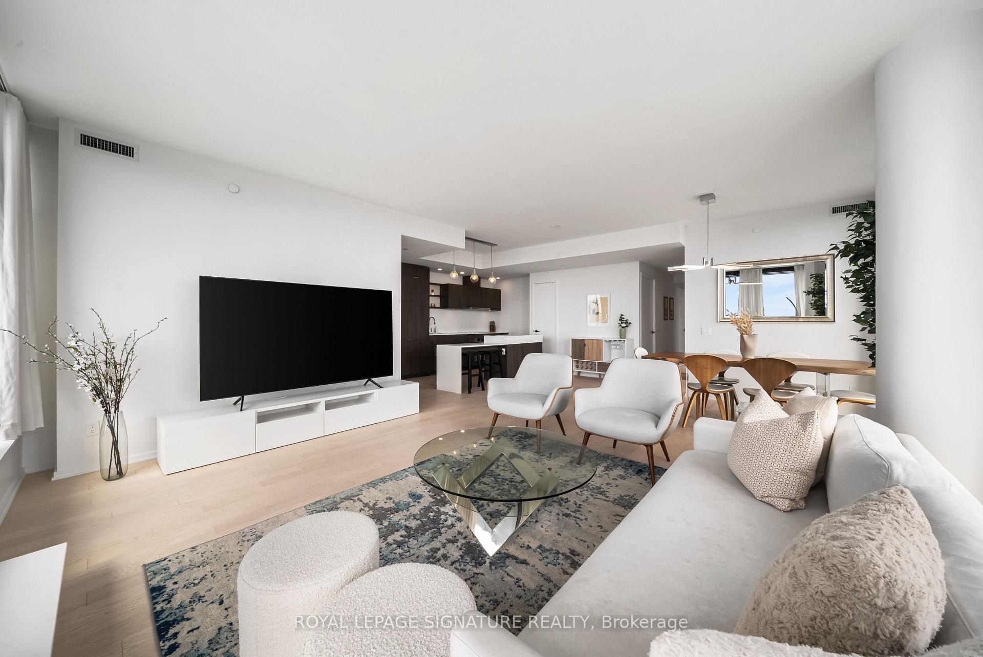Photo 7 of Unit 4304, 16 Bonnycastle Street, Toronto, Waterfront Communities — HOMEH