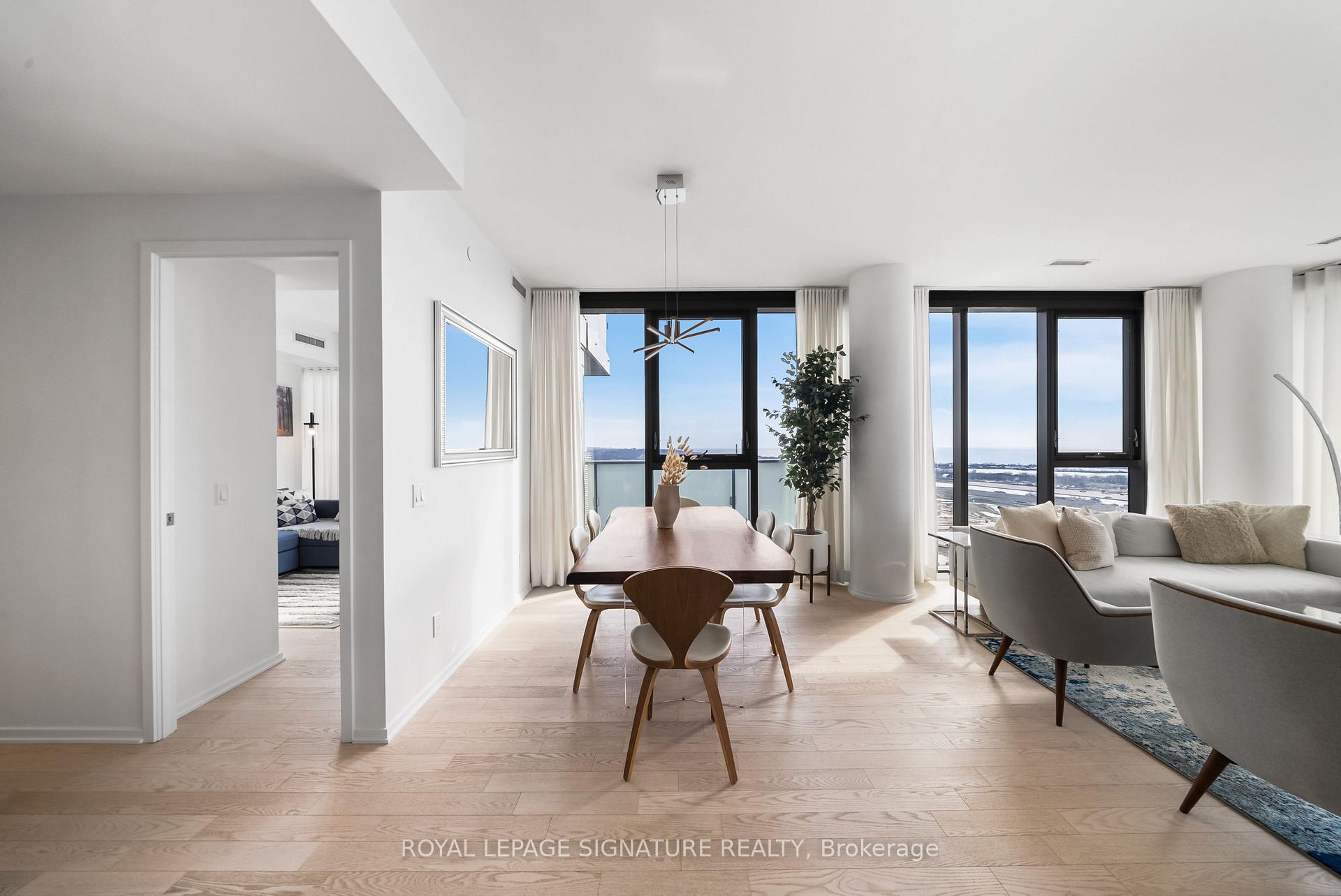 Photo 10 of Unit 4304, 16 Bonnycastle Street, Toronto, Waterfront Communities — HOMEH
