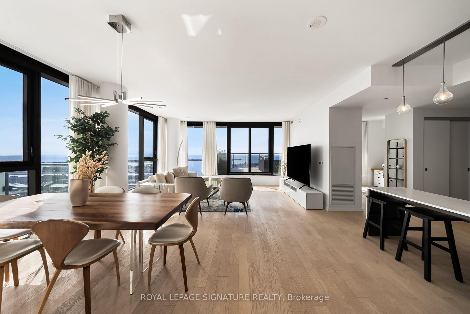 Photo 12 of Unit 4304, 16 Bonnycastle Street, Toronto, Waterfront Communities — HOMEH