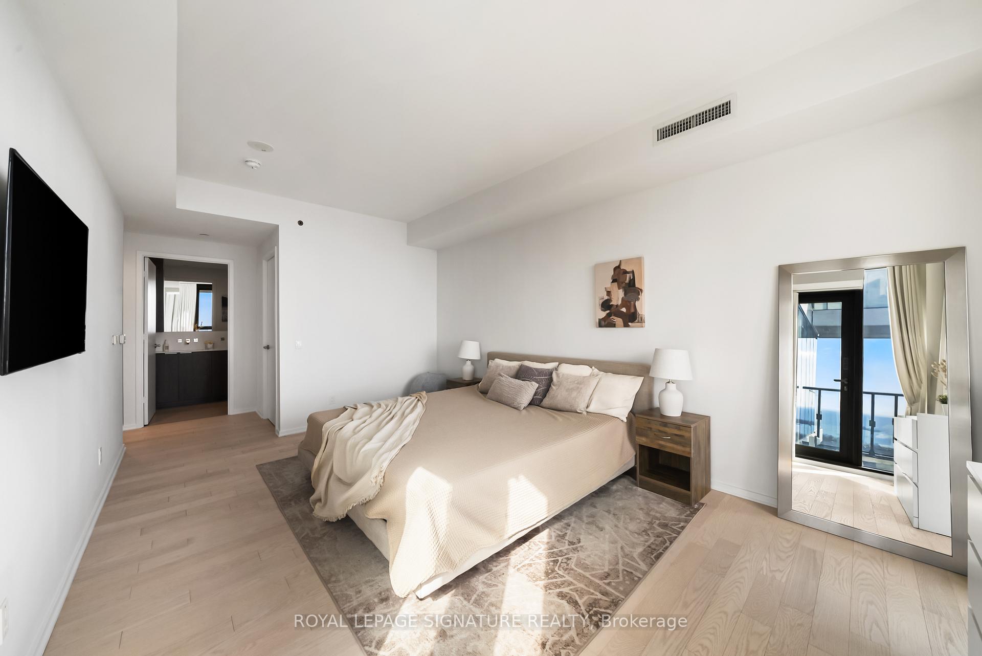 Photo 20 of Unit 4304, 16 Bonnycastle Street, Toronto, Waterfront Communities — HOMEH
