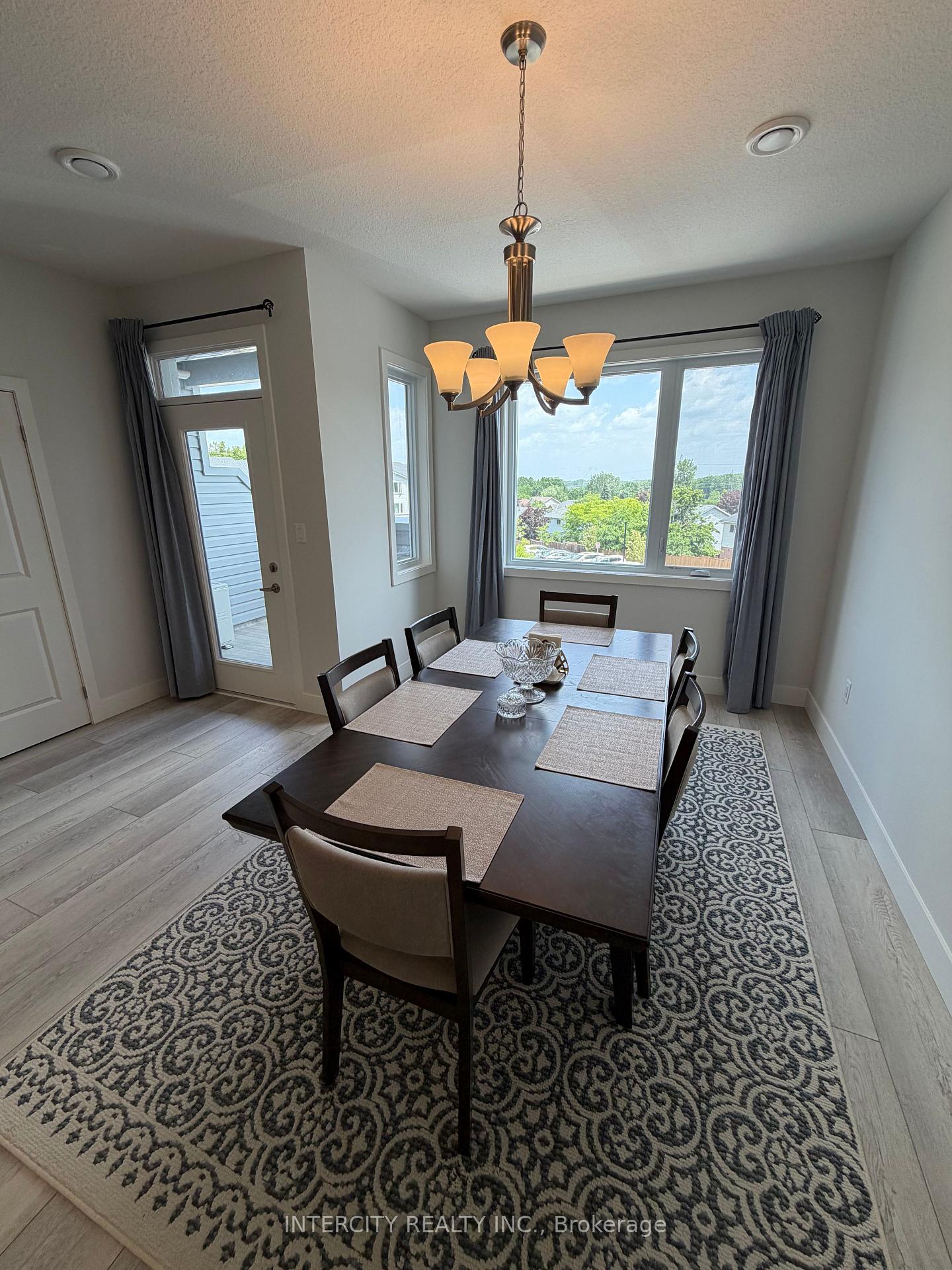 Photo 4 of Unit 56, 925 Deveron Crescent, London, South J — HOMEH