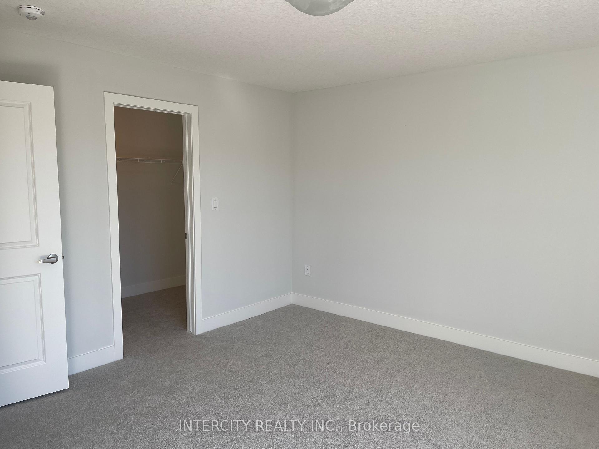 Photo 11 of Unit 56, 925 Deveron Crescent, London, South J — HOMEH