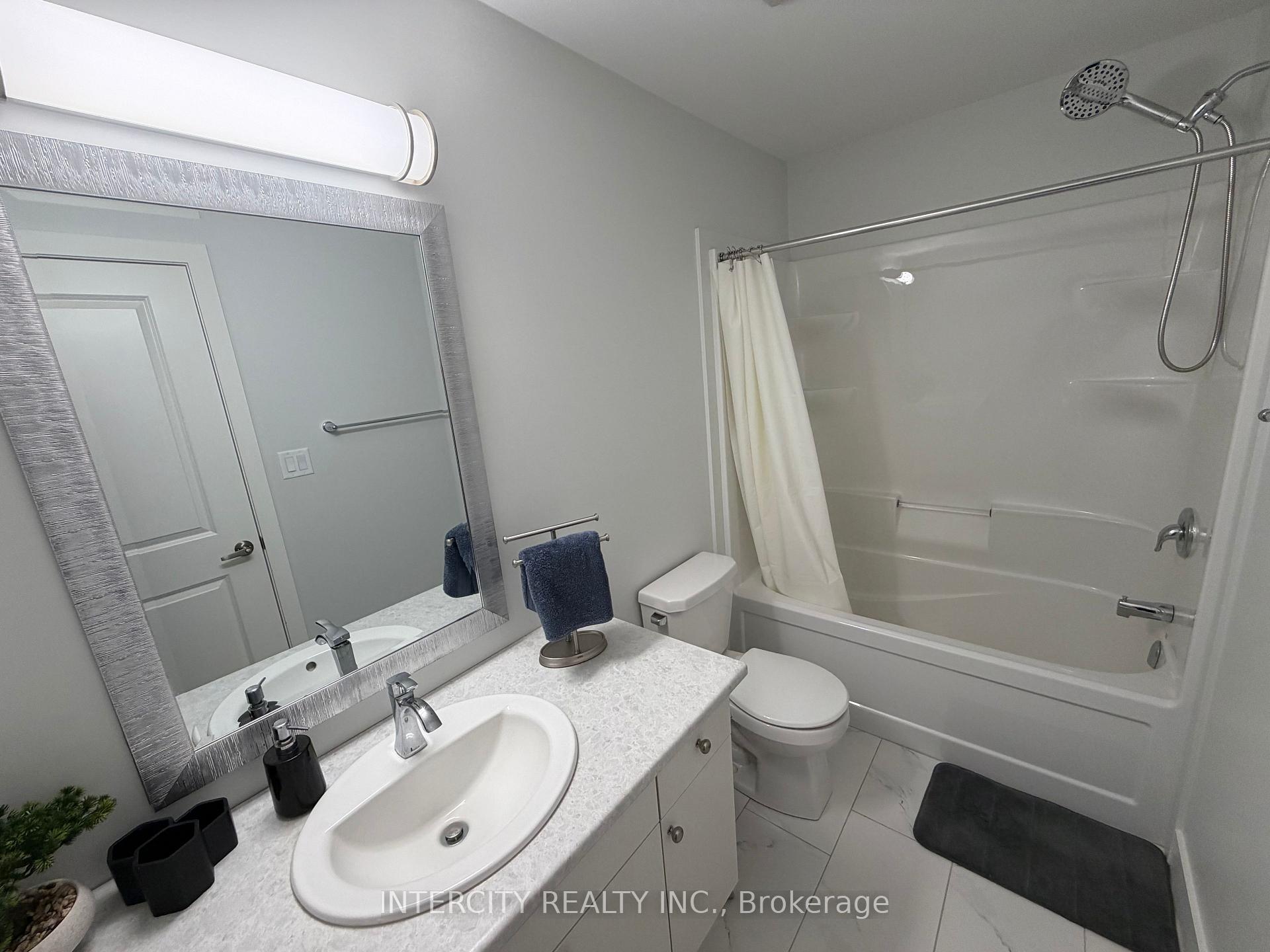 Photo 12 of Unit 56, 925 Deveron Crescent, London, South J — HOMEH