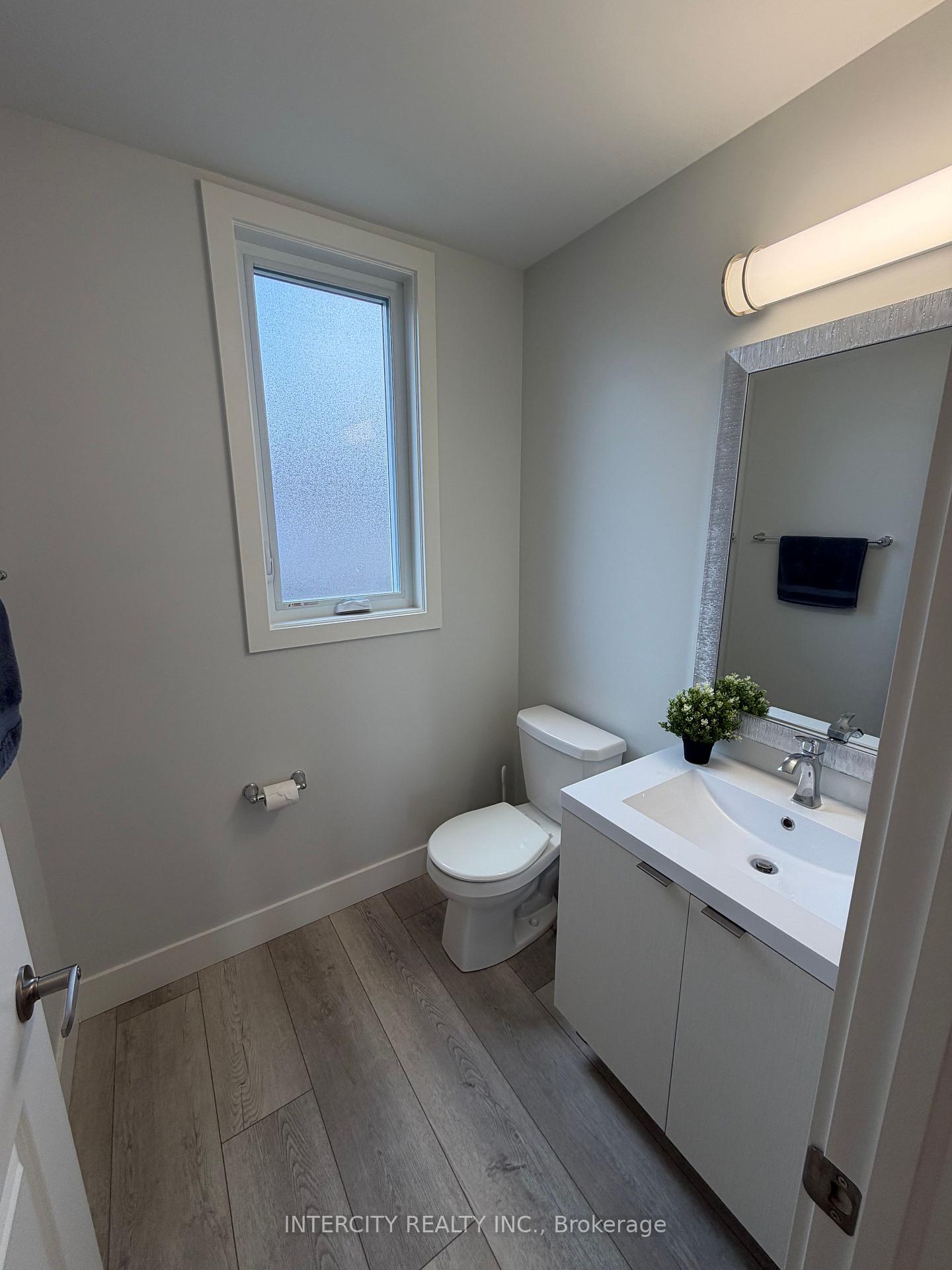Photo 14 of Unit 56, 925 Deveron Crescent, London, South J — HOMEH