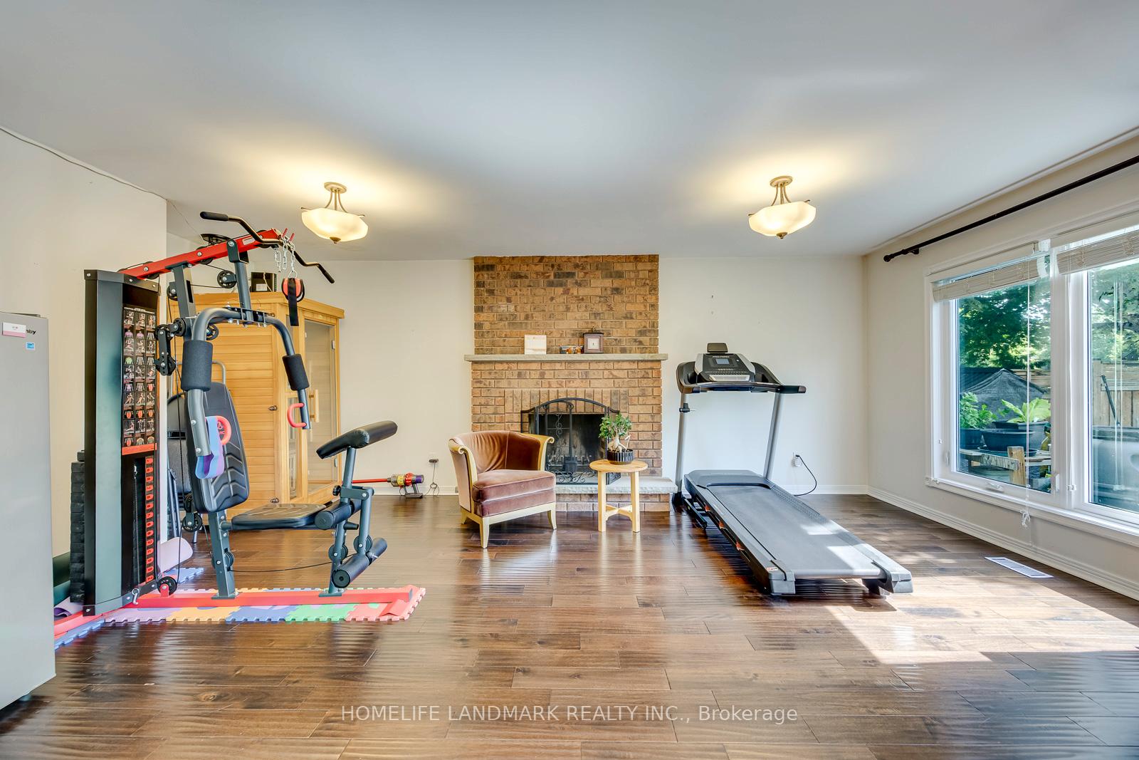 Photo 11 of 1237 Beechgrove Crescent, Oakville, Glen Abbey — HOMEH