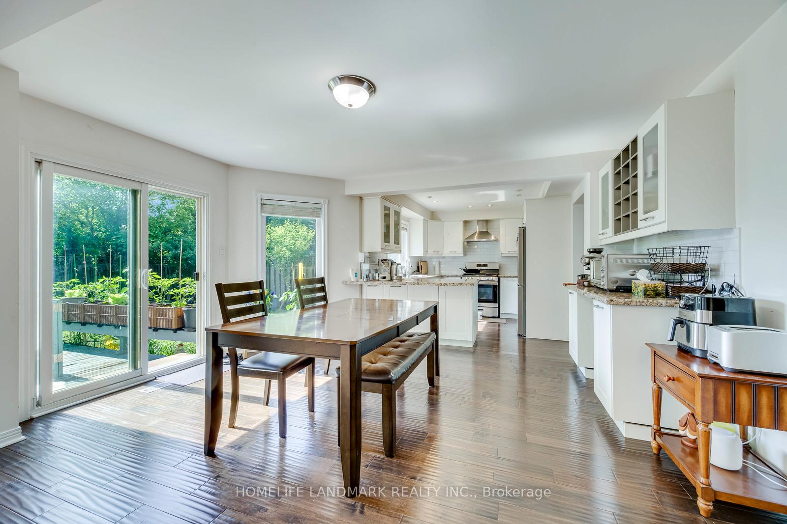 Photo 12 of 1237 Beechgrove Crescent, Oakville, Glen Abbey — HOMEH