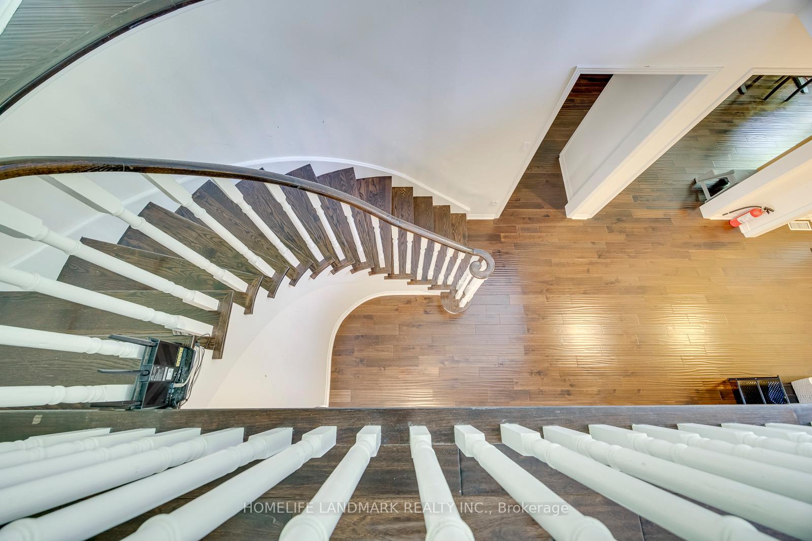Photo 19 of 1237 Beechgrove Crescent, Oakville, Glen Abbey — HOMEH