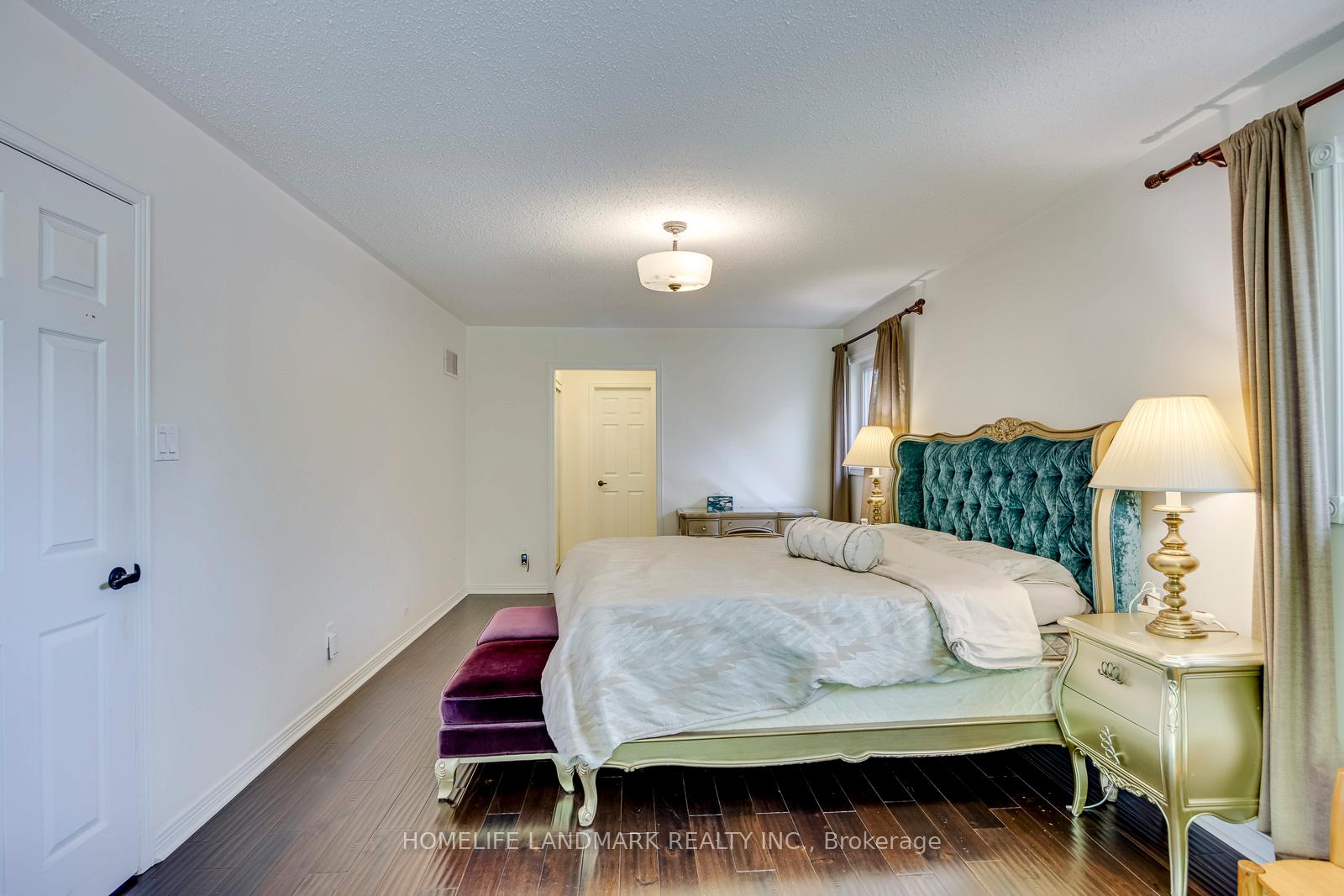 Photo 24 of 1237 Beechgrove Crescent, Oakville, Glen Abbey — HOMEH