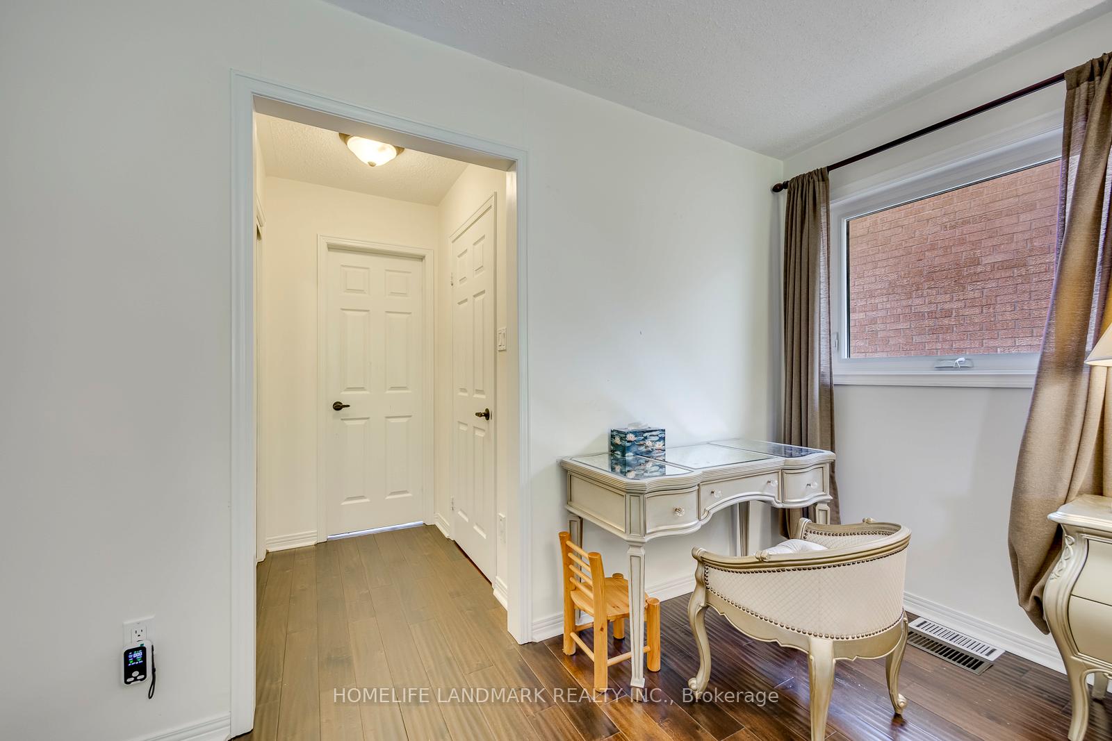 Photo 25 of 1237 Beechgrove Crescent, Oakville, Glen Abbey — HOMEH