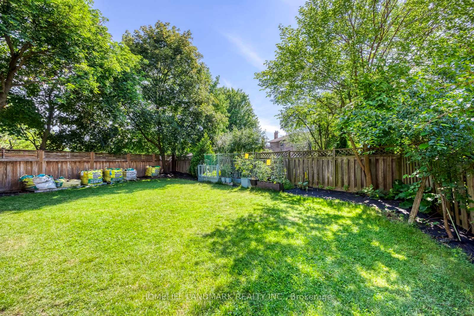Photo 36 of 1237 Beechgrove Crescent, Oakville, Glen Abbey — HOMEH
