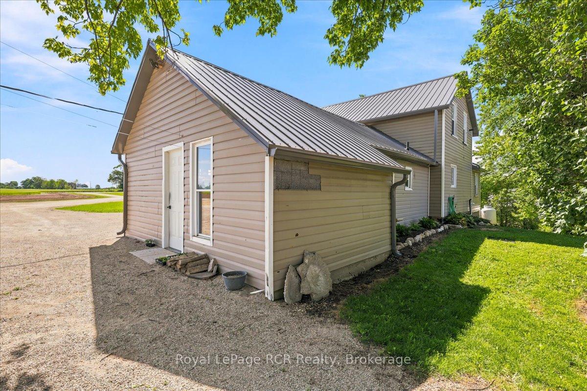 Photo 8 of 7458 Side Road 3 E, Wellington North, Rural Wellington North — HOMEH